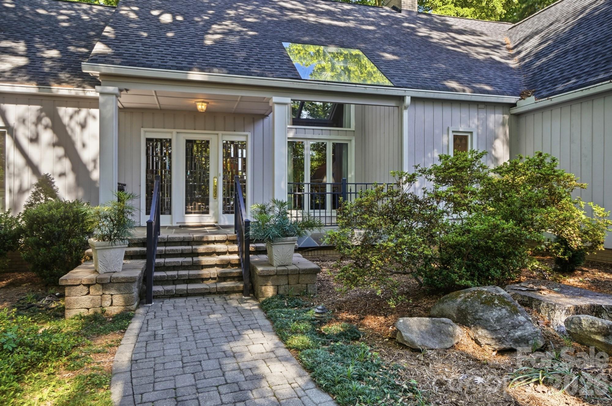29 Sunrise Point Road