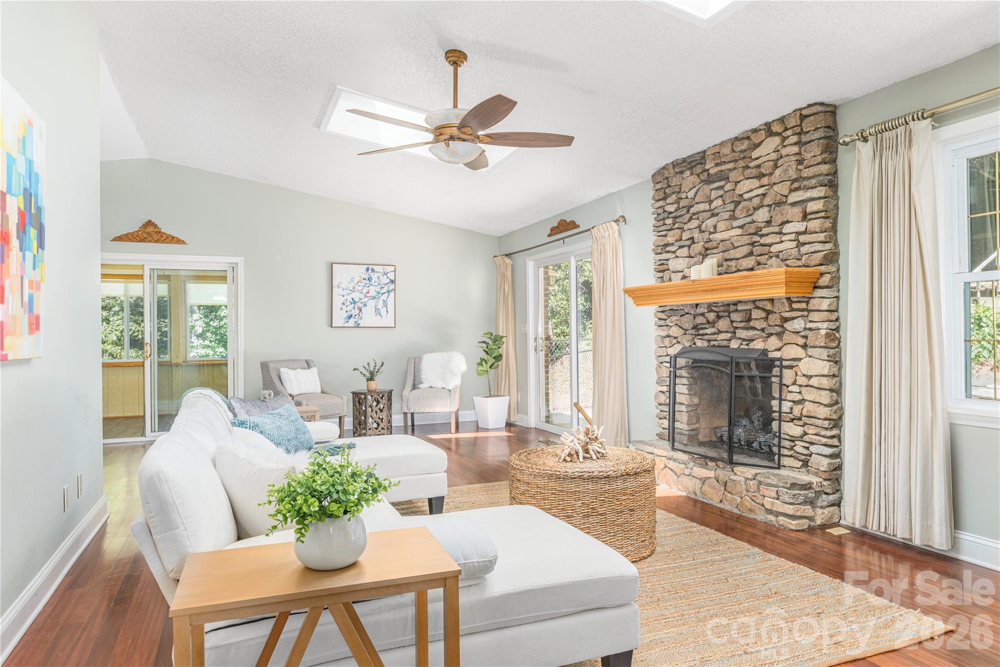 446 Deerhaven Lane