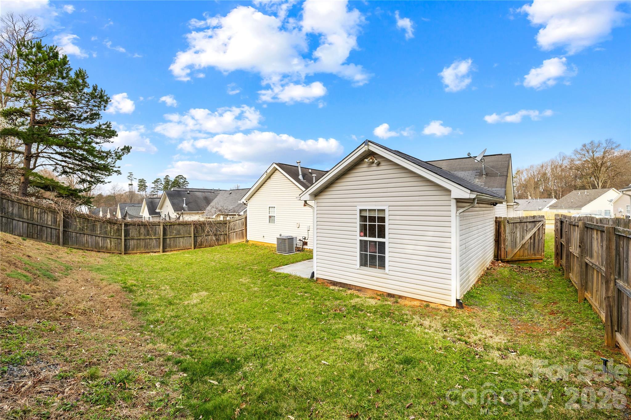 Laney Ridge - Residential