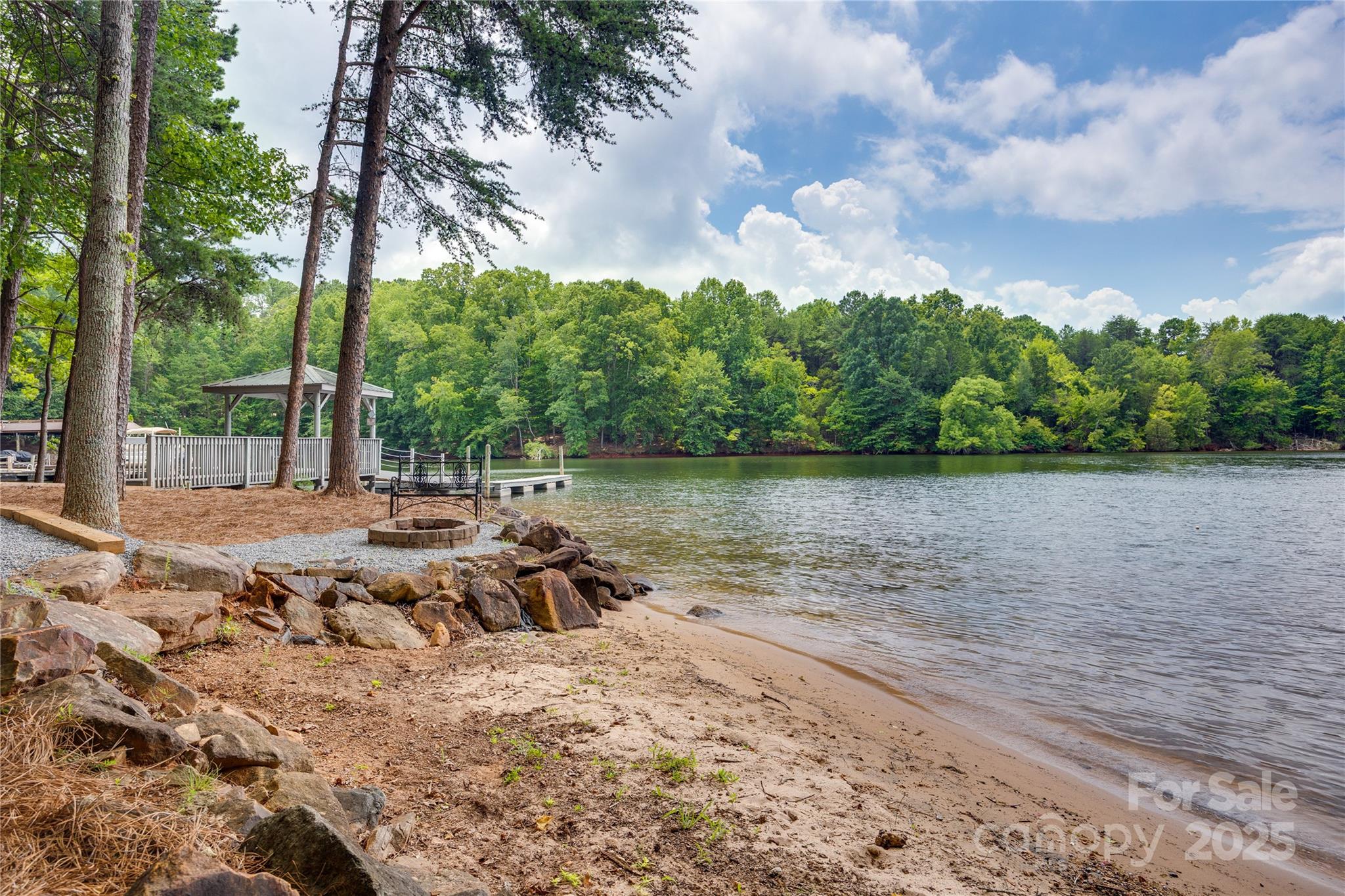 800 Lakeview Shores Loop