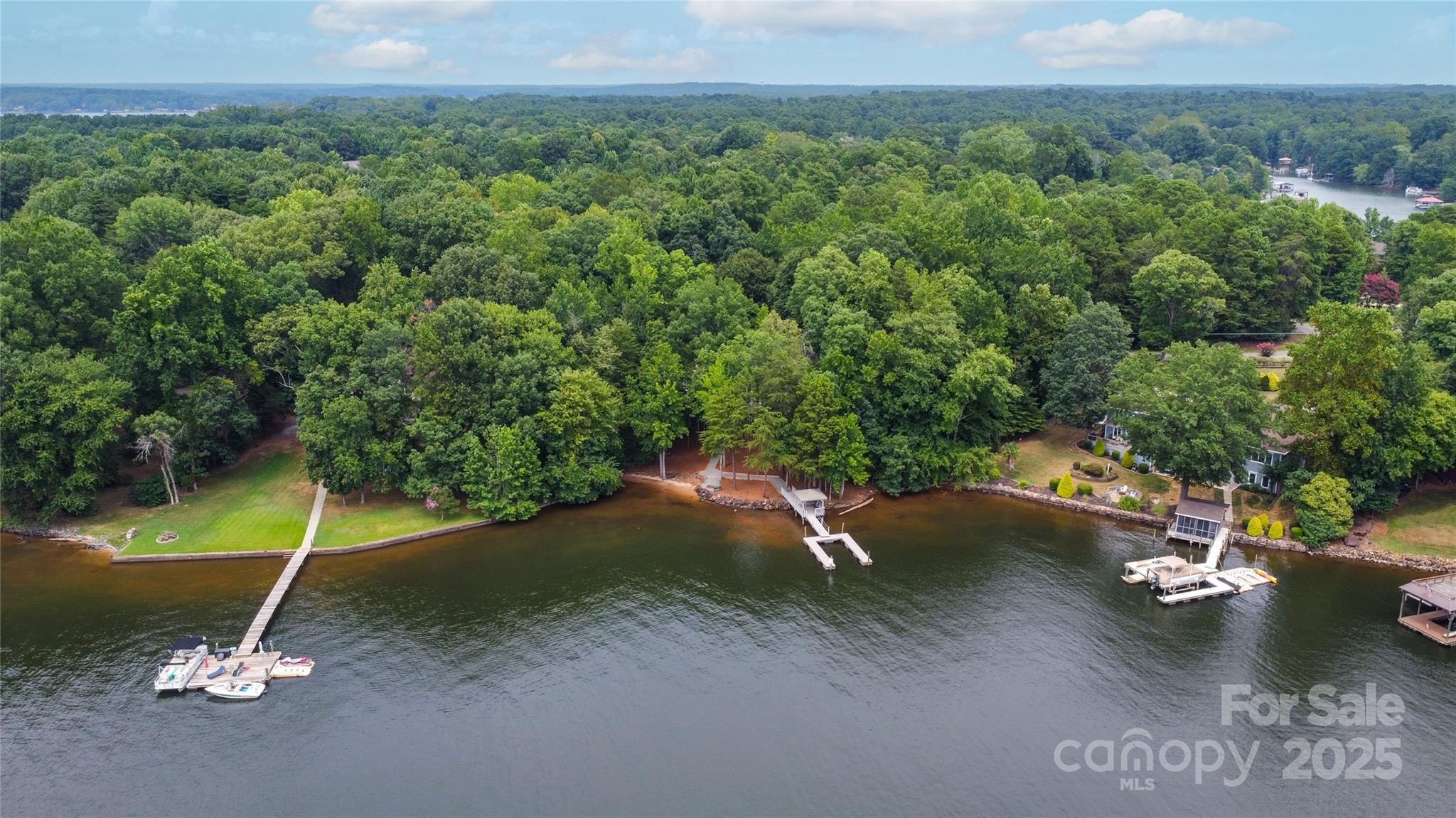 800 Lakeview Shores Loop