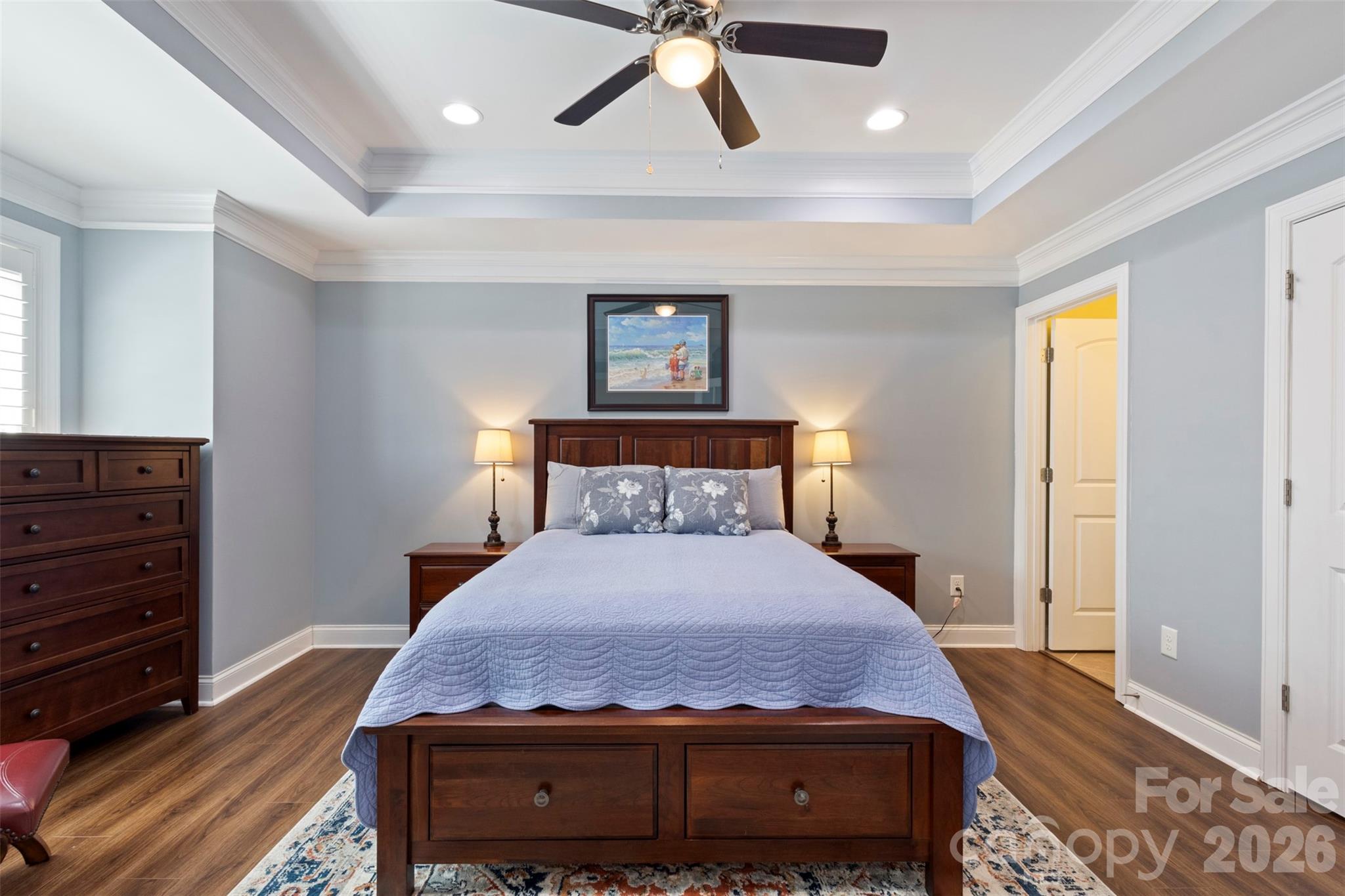 2493 Shanklin Lane S