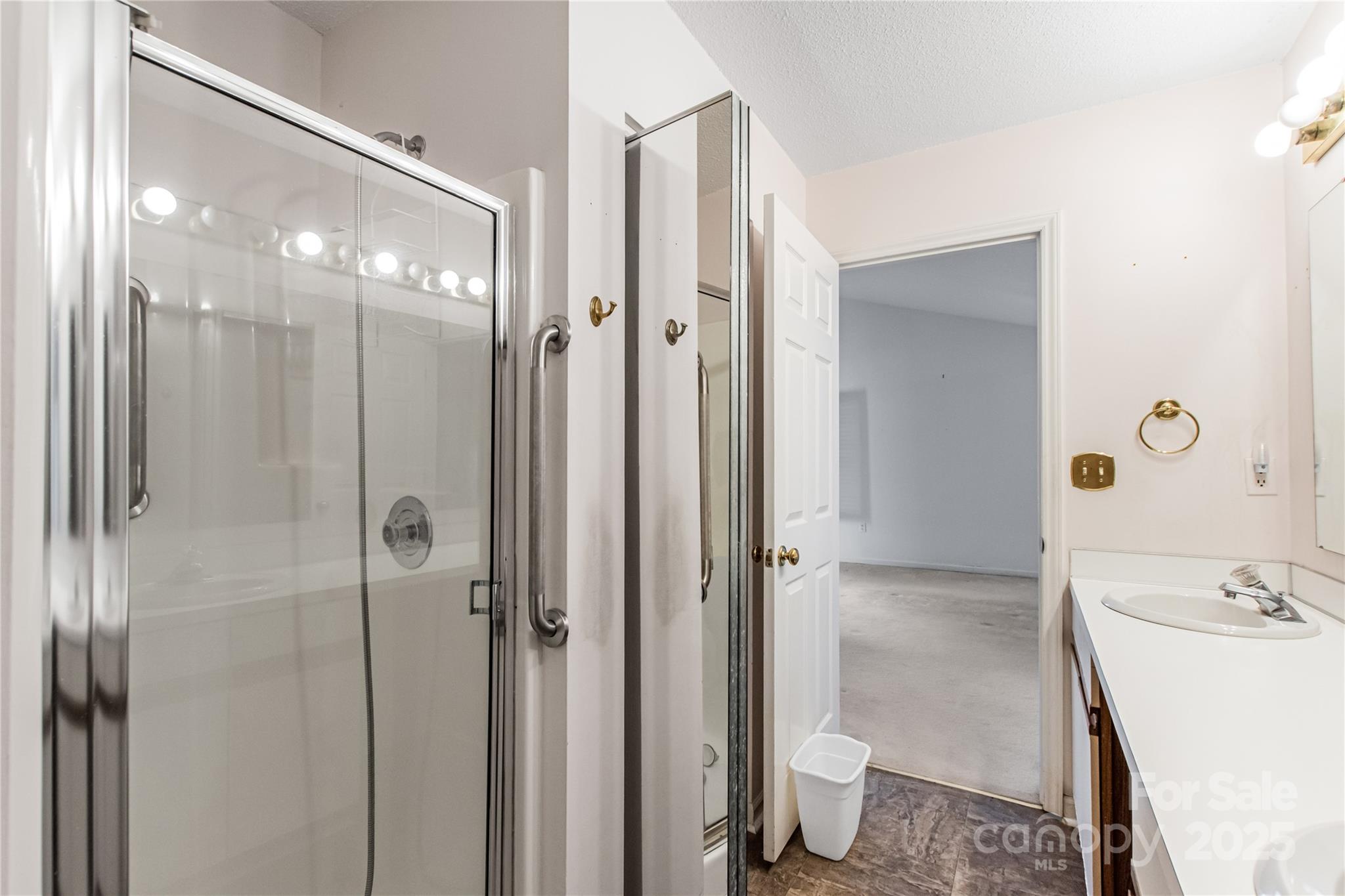 Heathridge - Residential