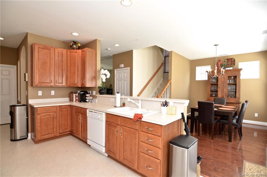 Macaulay - Residential