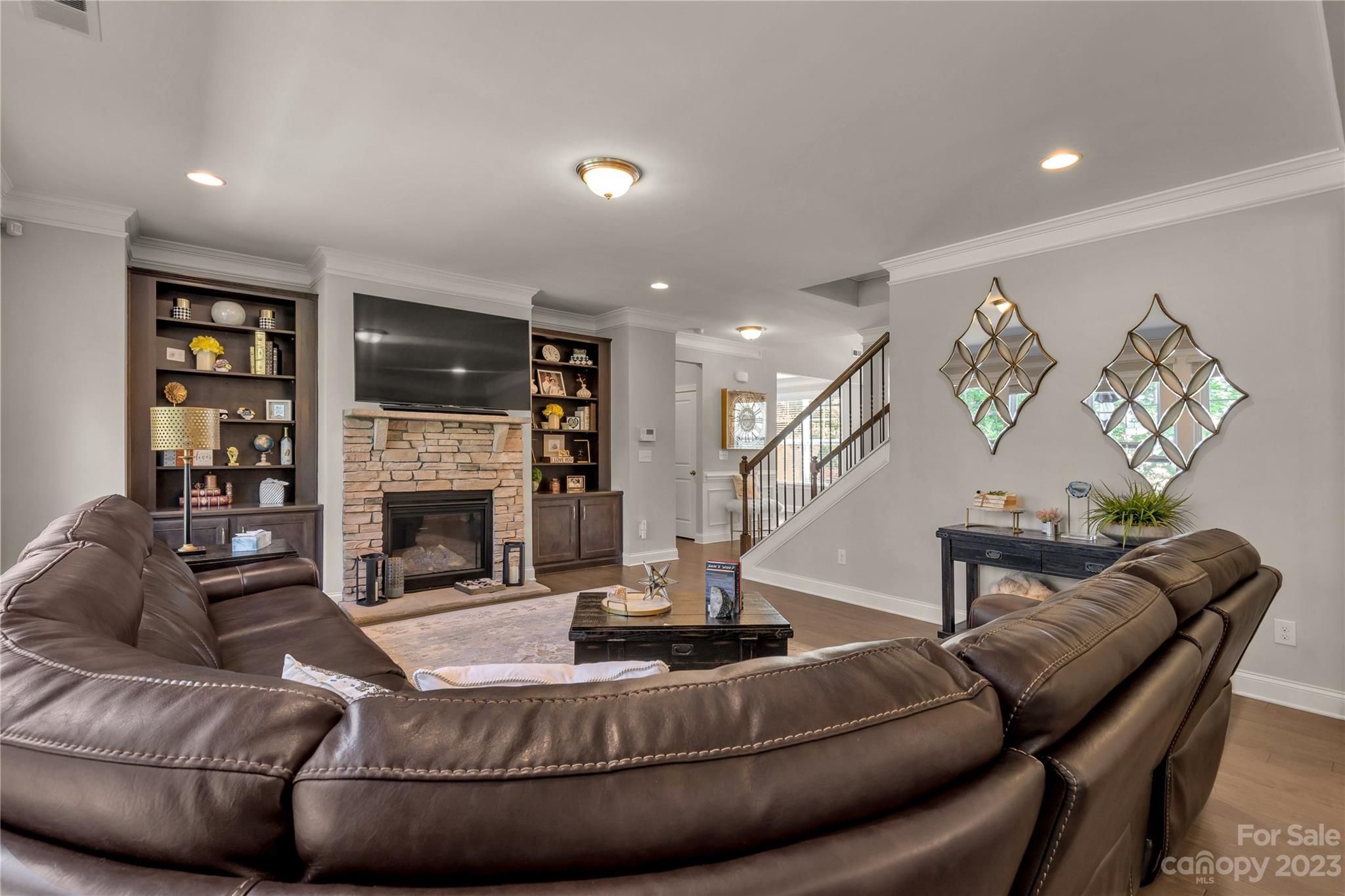 Tega Cay - Residential