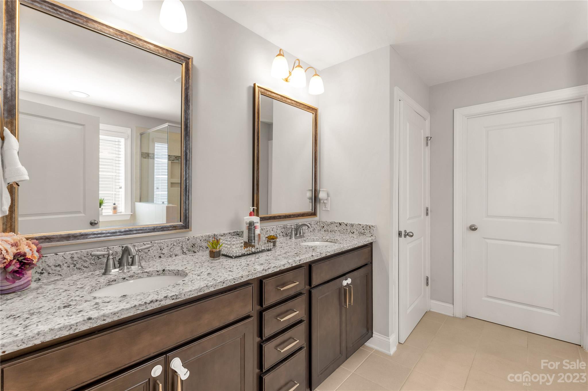 Tega Cay - Residential