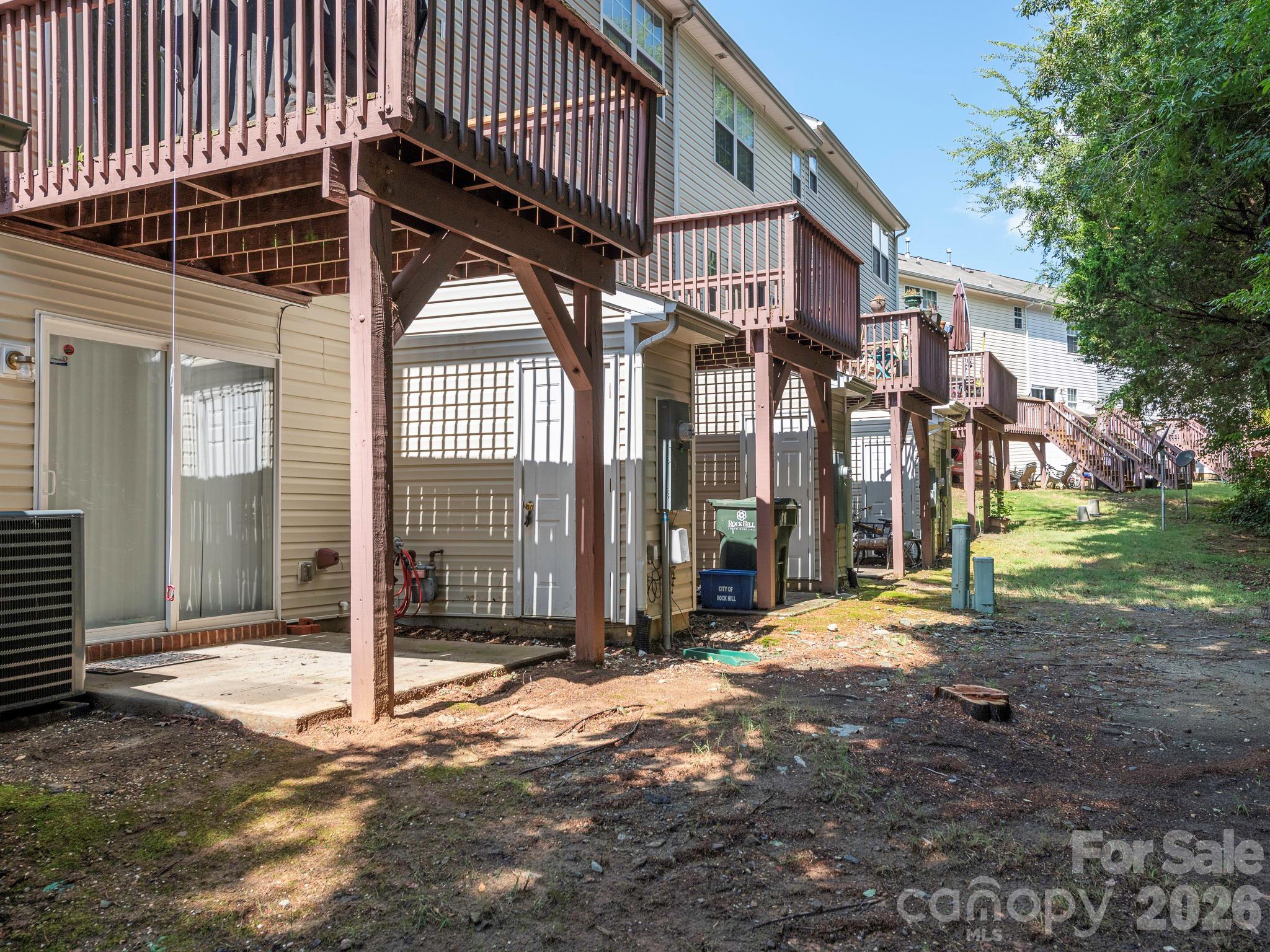 Lexington Commons - Residential