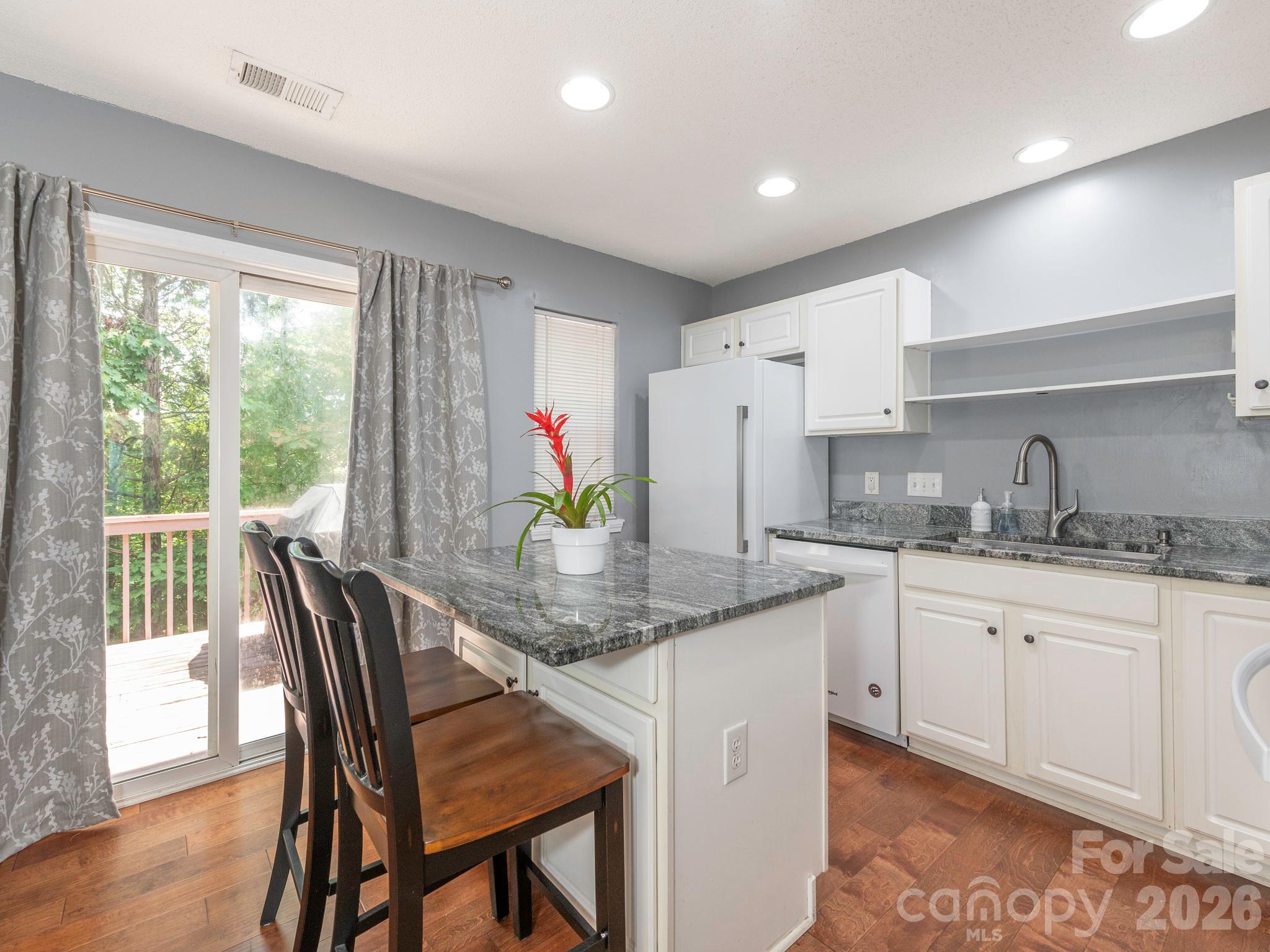 Lexington Commons - Residential