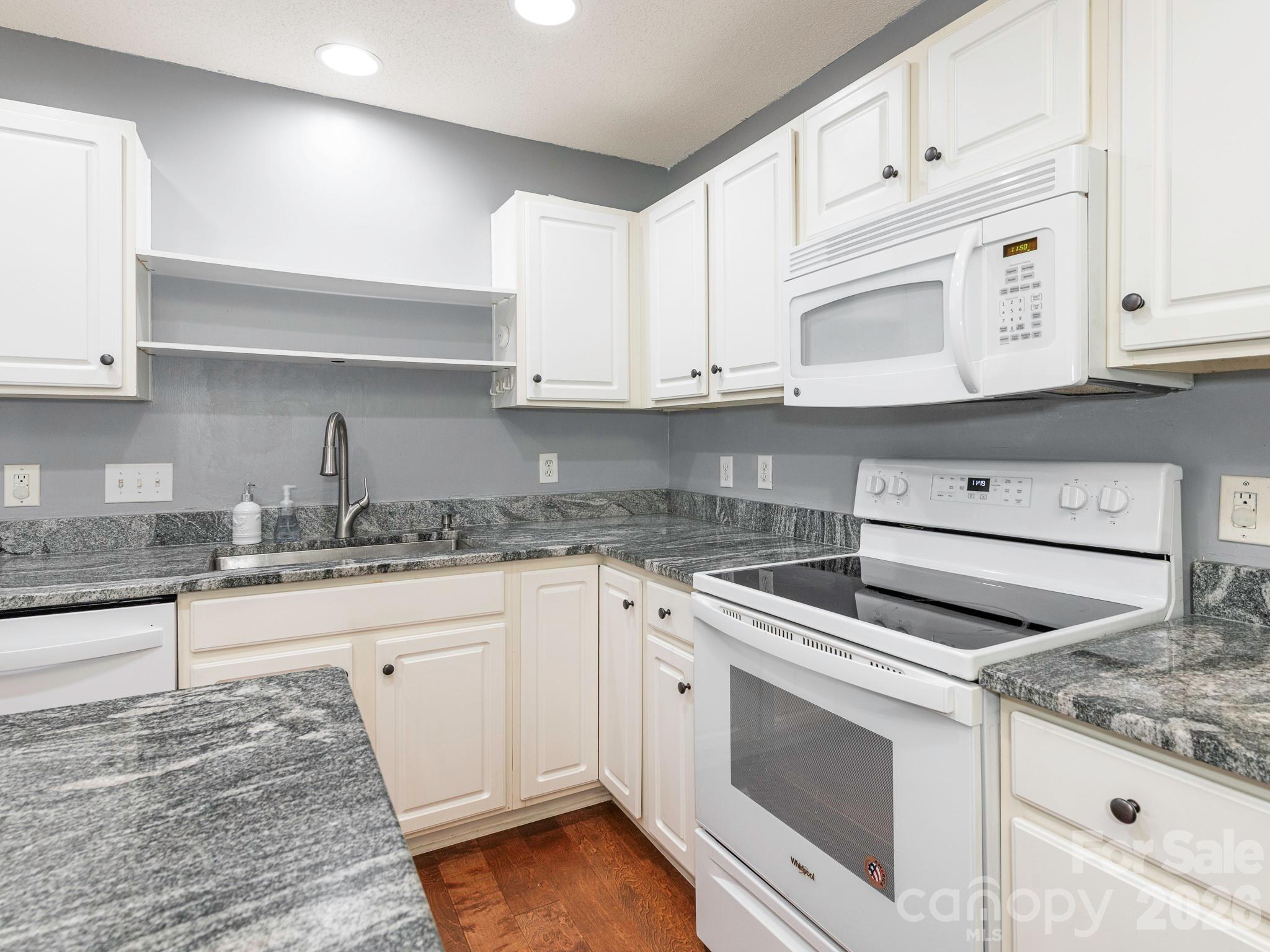 Lexington Commons - Residential