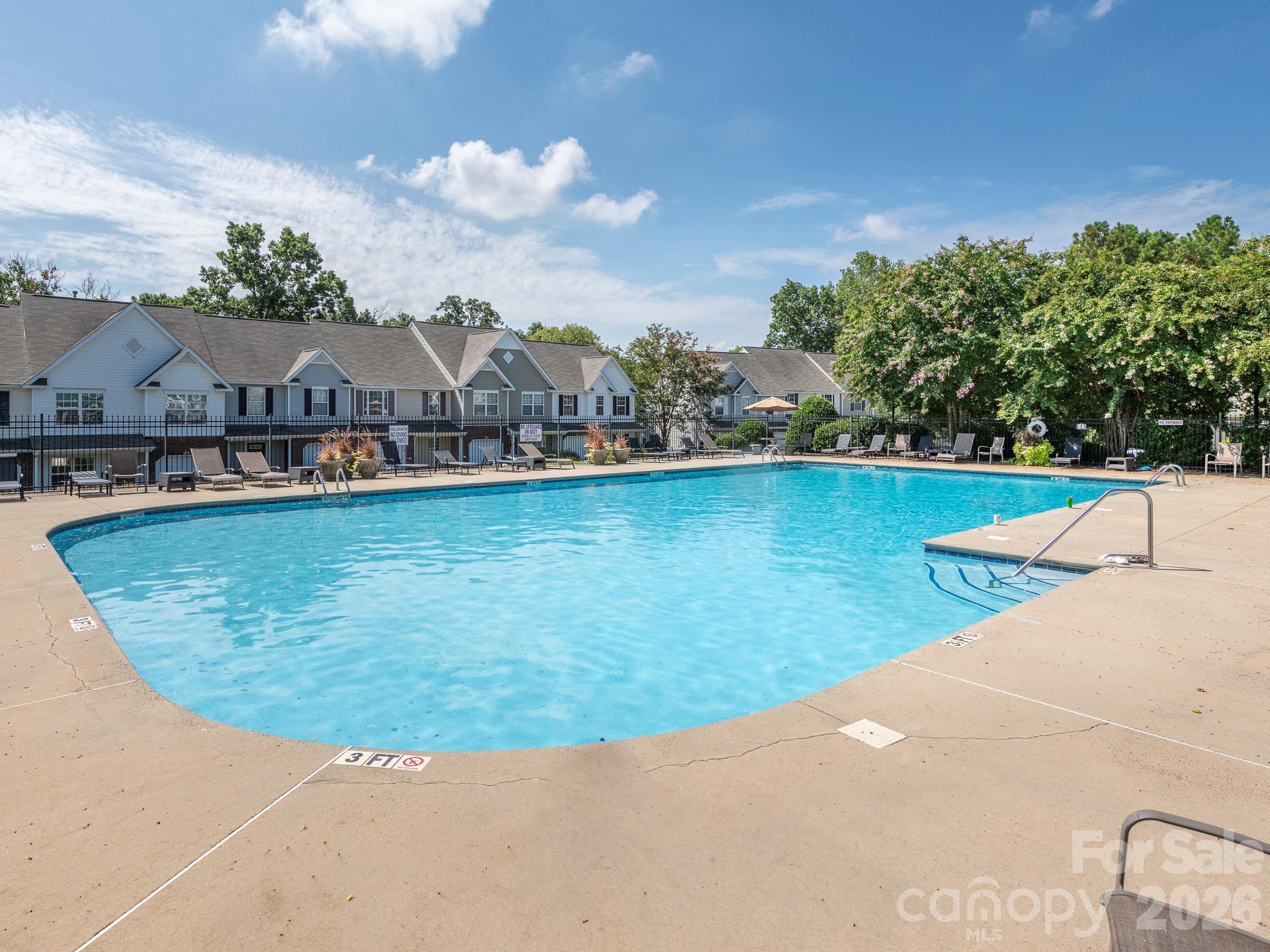 Lexington Commons - Residential