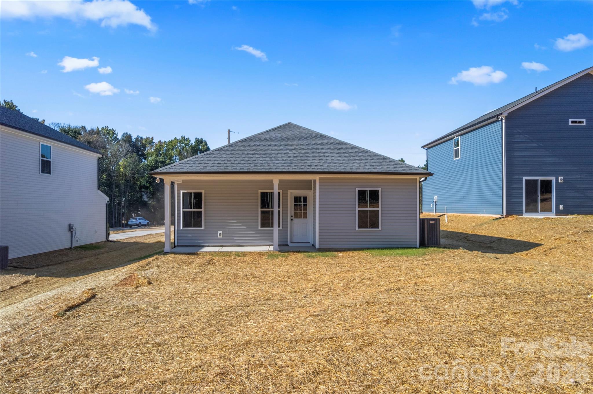 755 Mockingbird Road 3