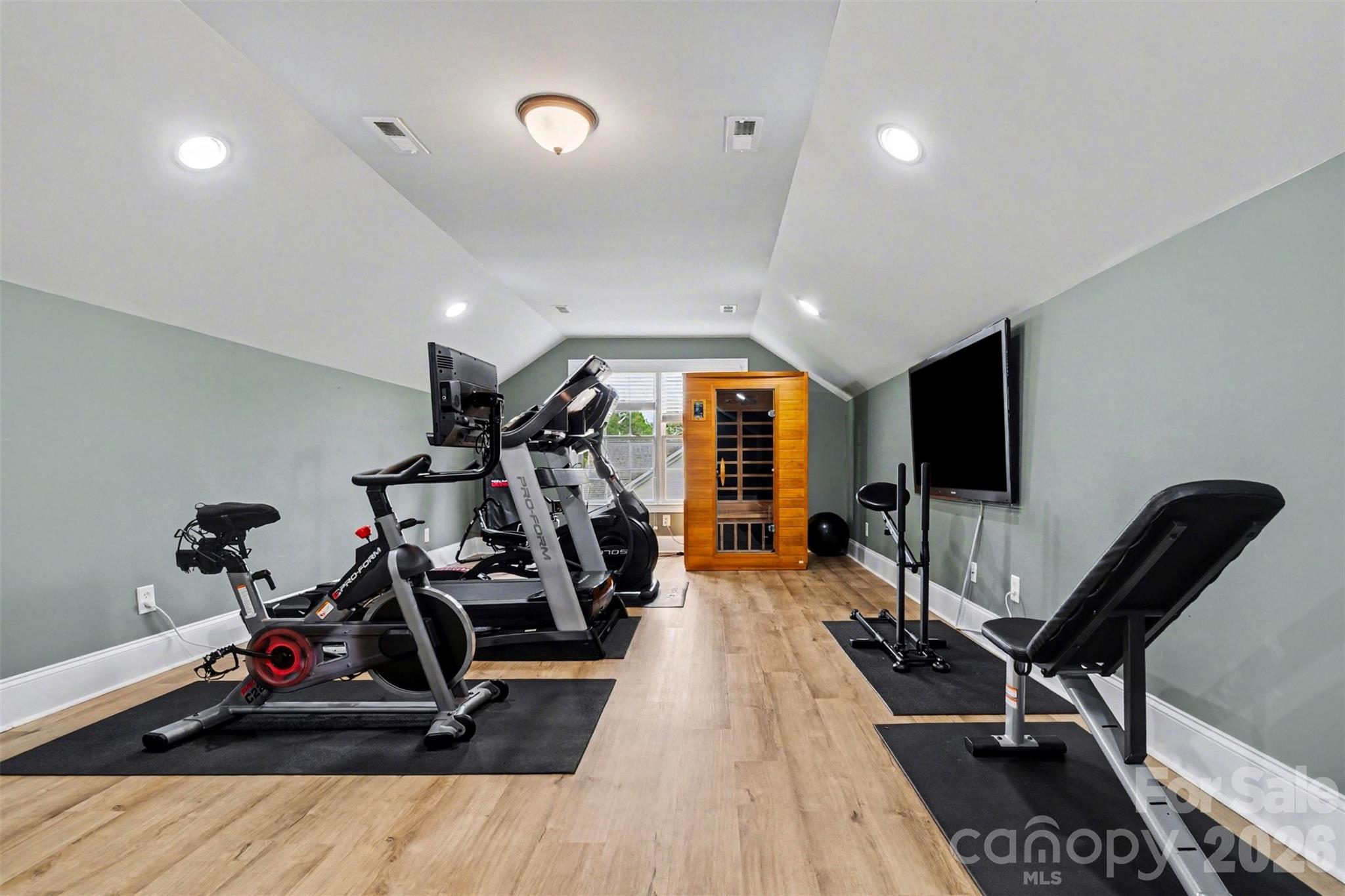 Lake Forest Preserve - Residential