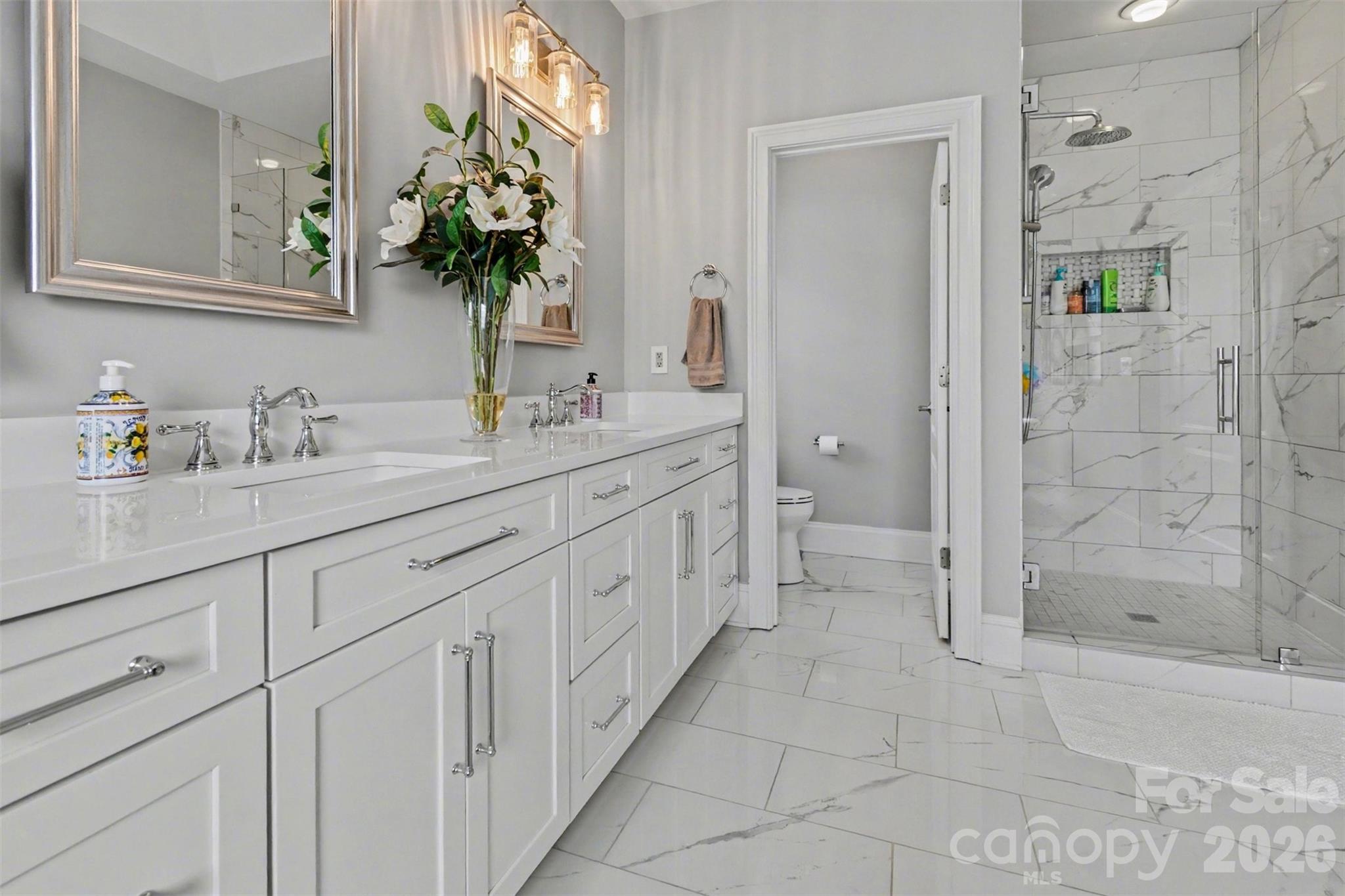 Lake Forest Preserve - Residential