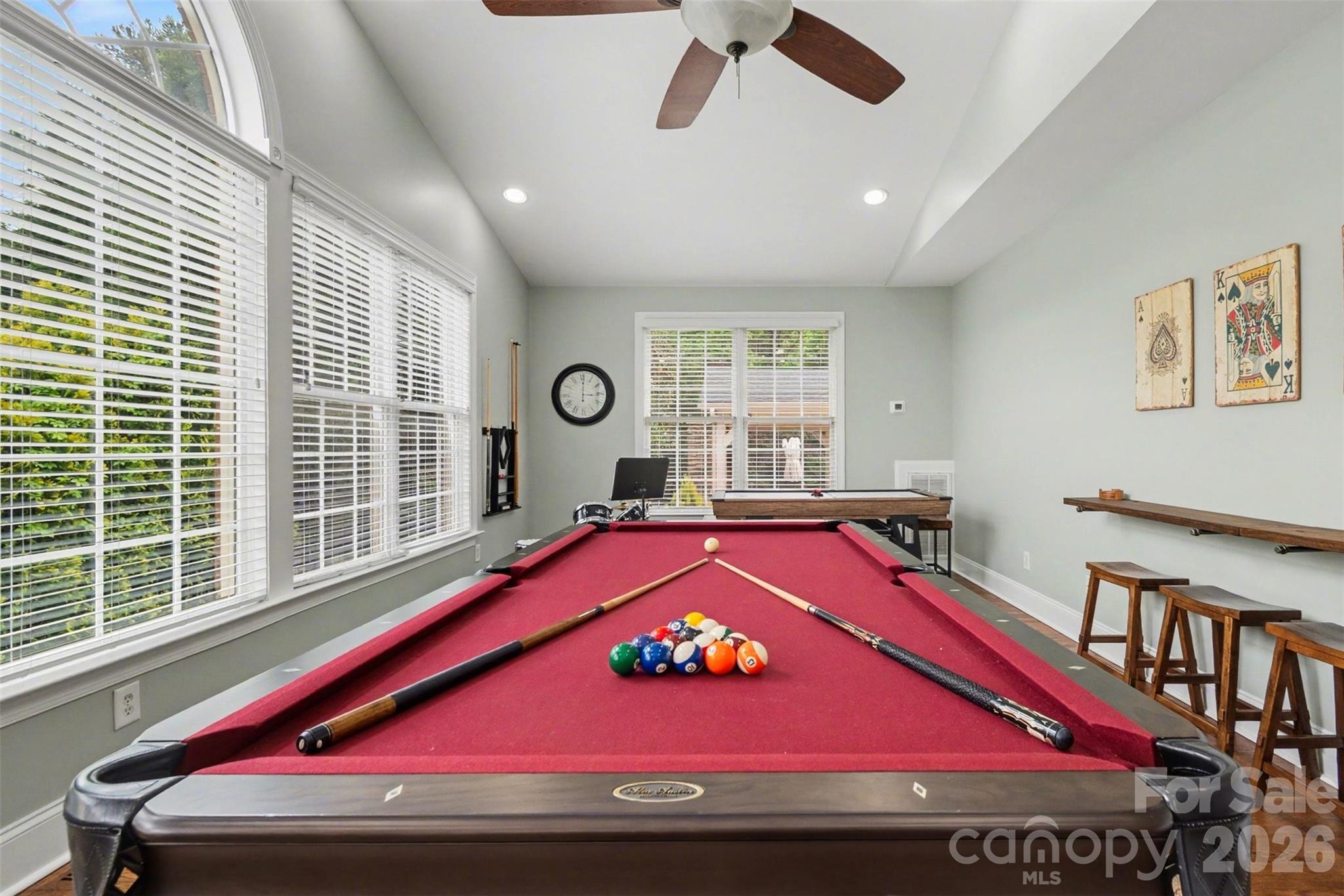 Lake Forest Preserve - Residential