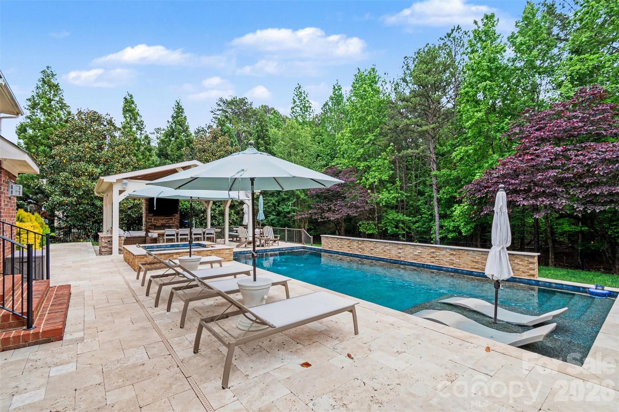 Lake Forest Preserve - Residential