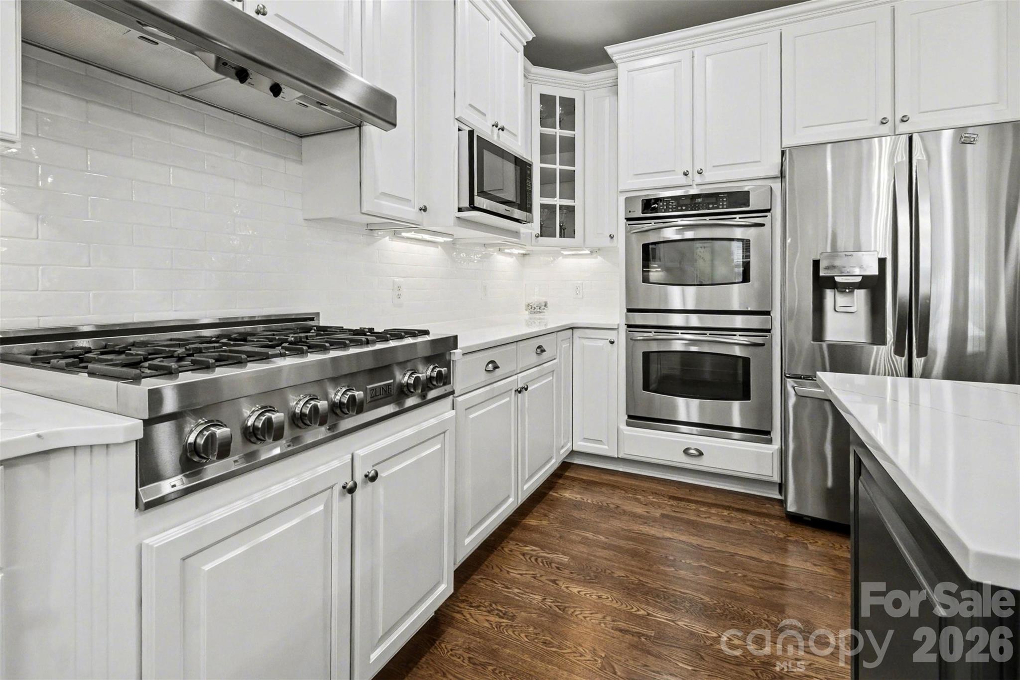 Lake Forest Preserve - Residential