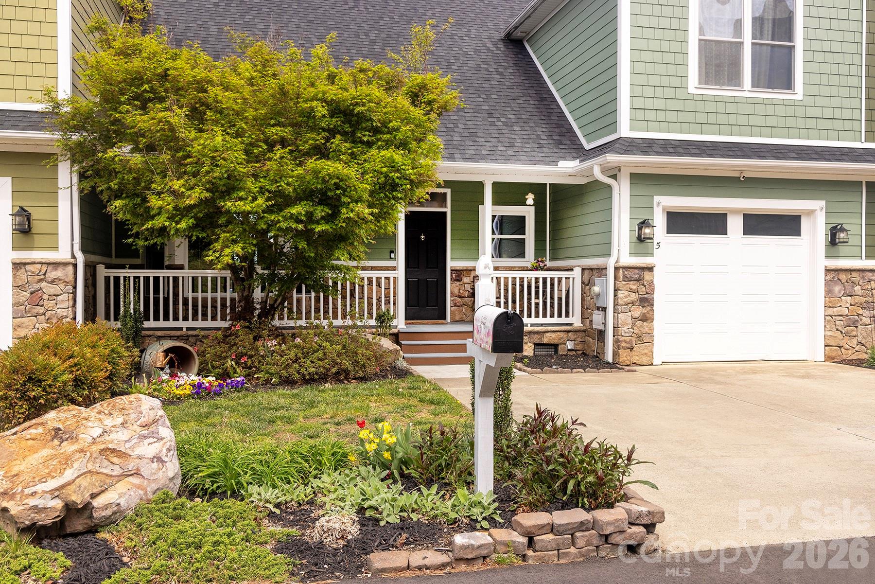 Starview Heights - Residential