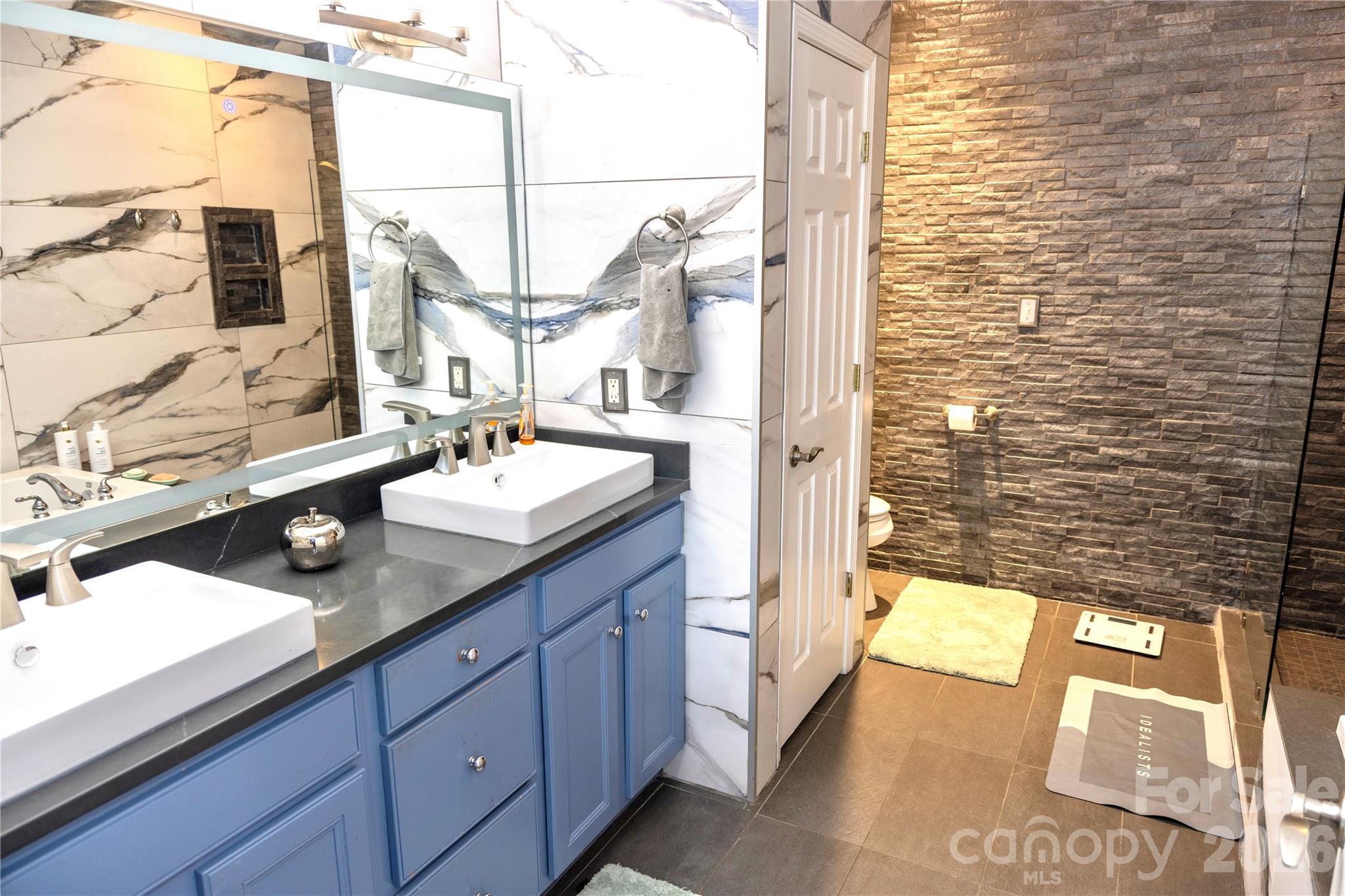 Starview Heights - Residential