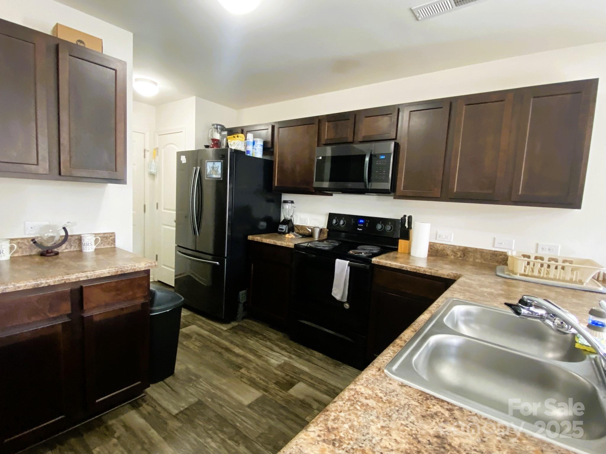 848 Georgia Oak Lane