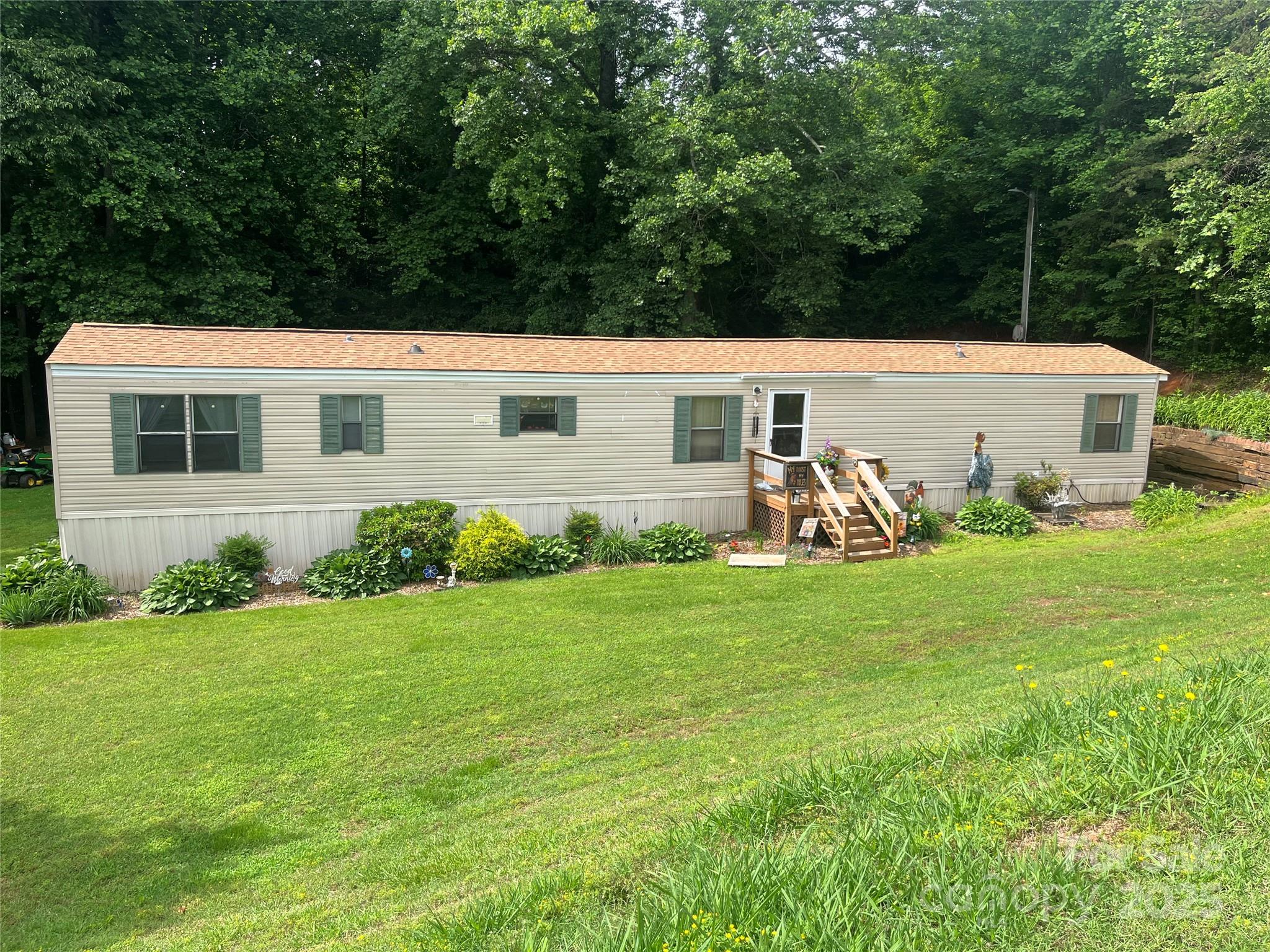 2165 Peanuts Lane