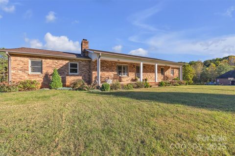 Photo of 271 Pine Valley Lane, Hiddenite, NC 28636 (MLS # 4314226)