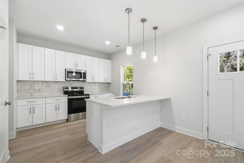 237 Gantt Street Mooresville NC 28115