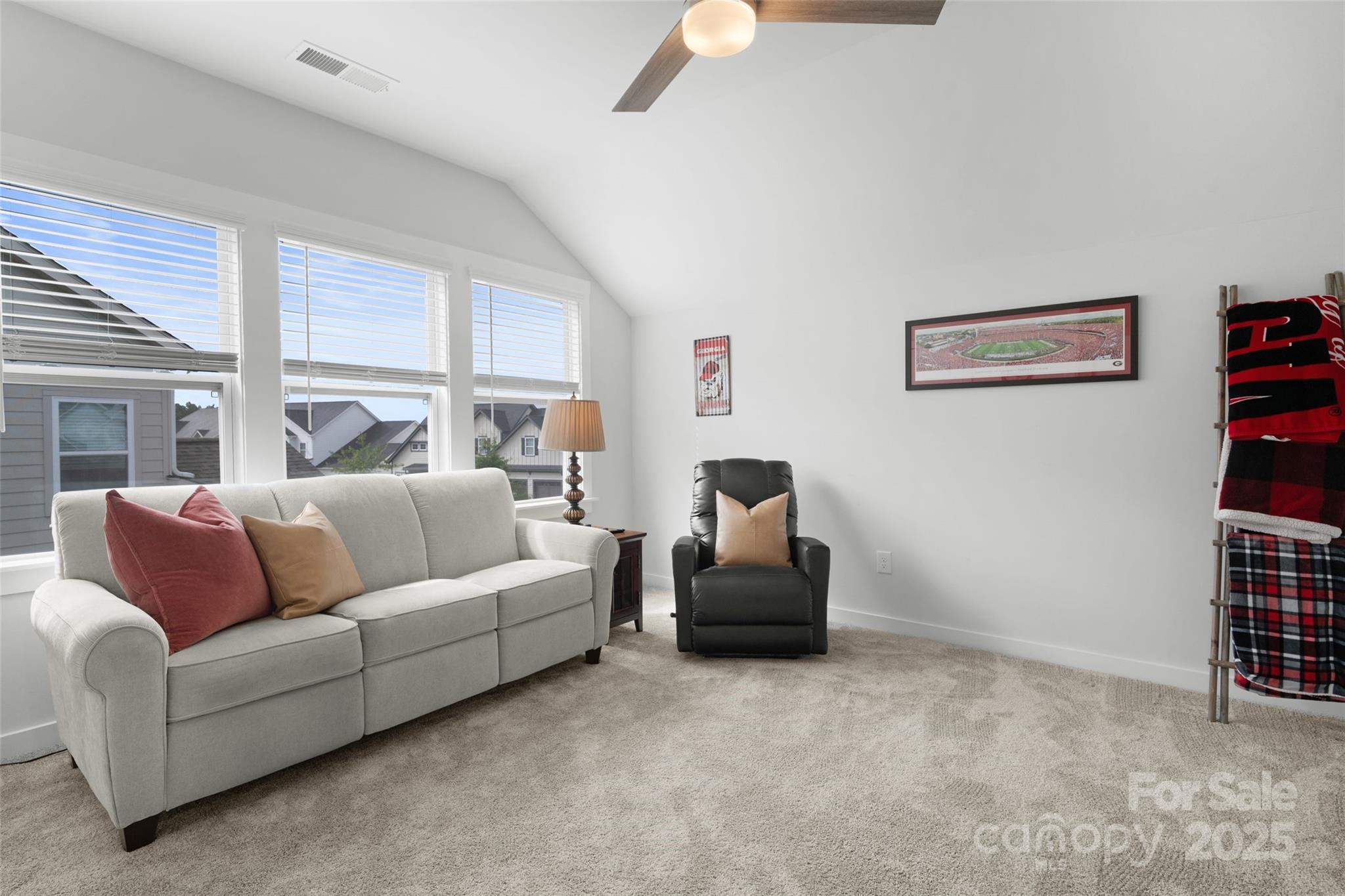 Paddlers Cove - Residential