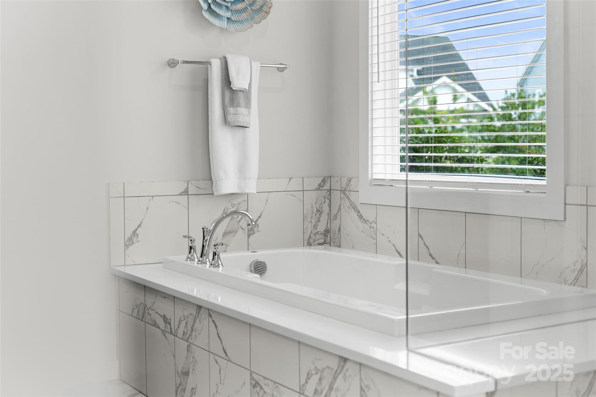 Paddlers Cove - Residential