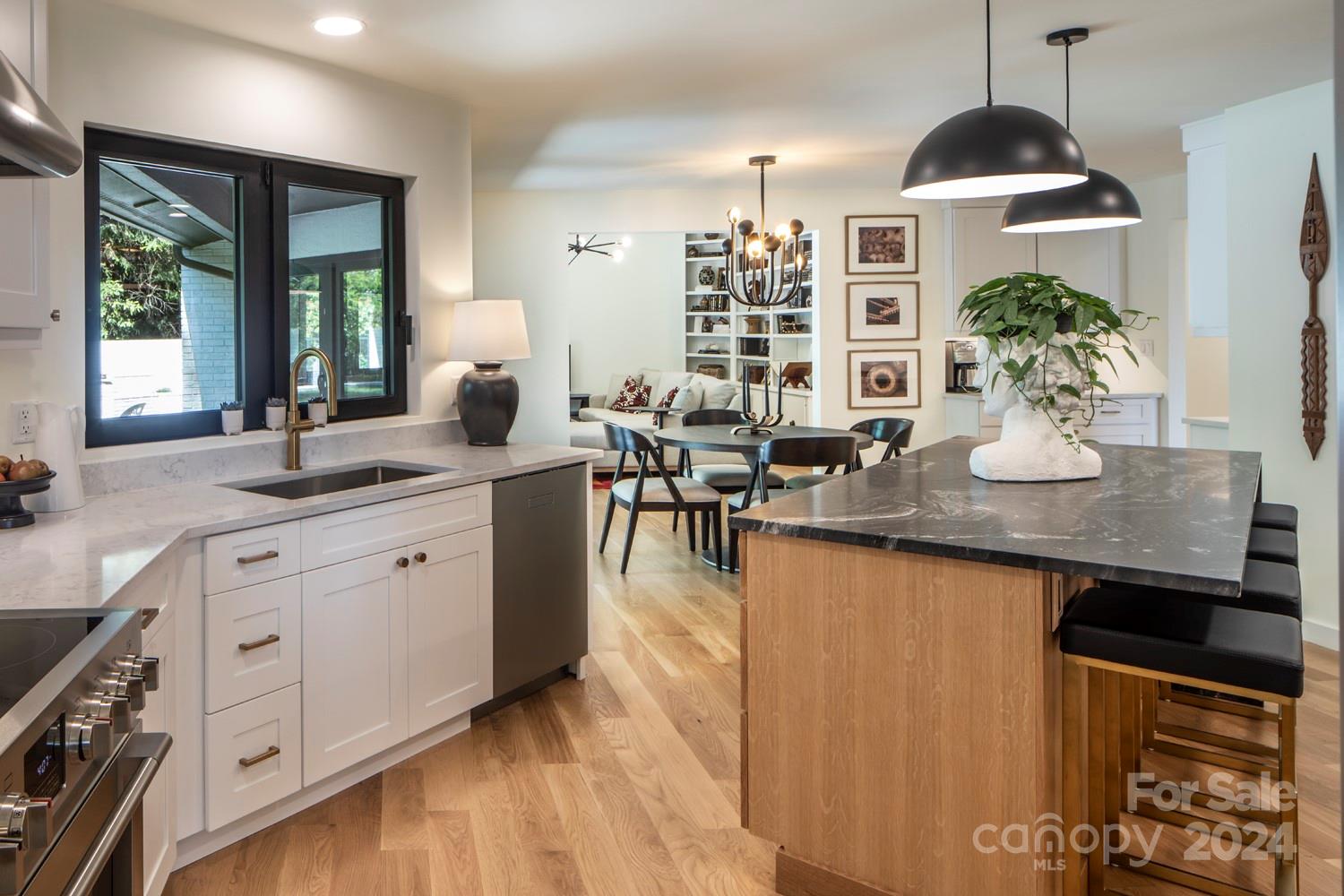 Town Mountain - Residential