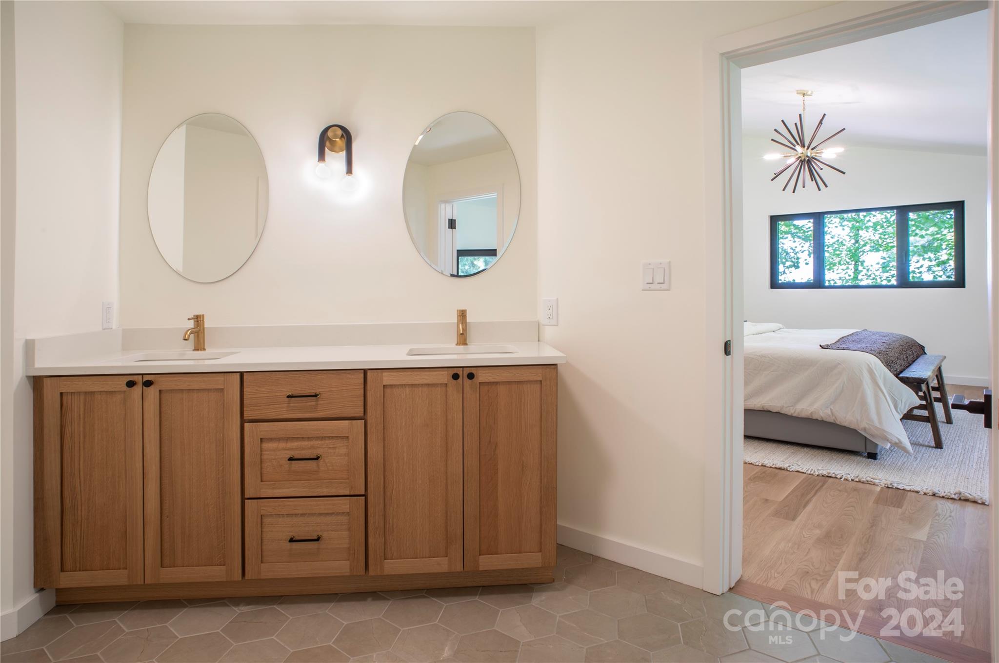 Town Mountain - Residential