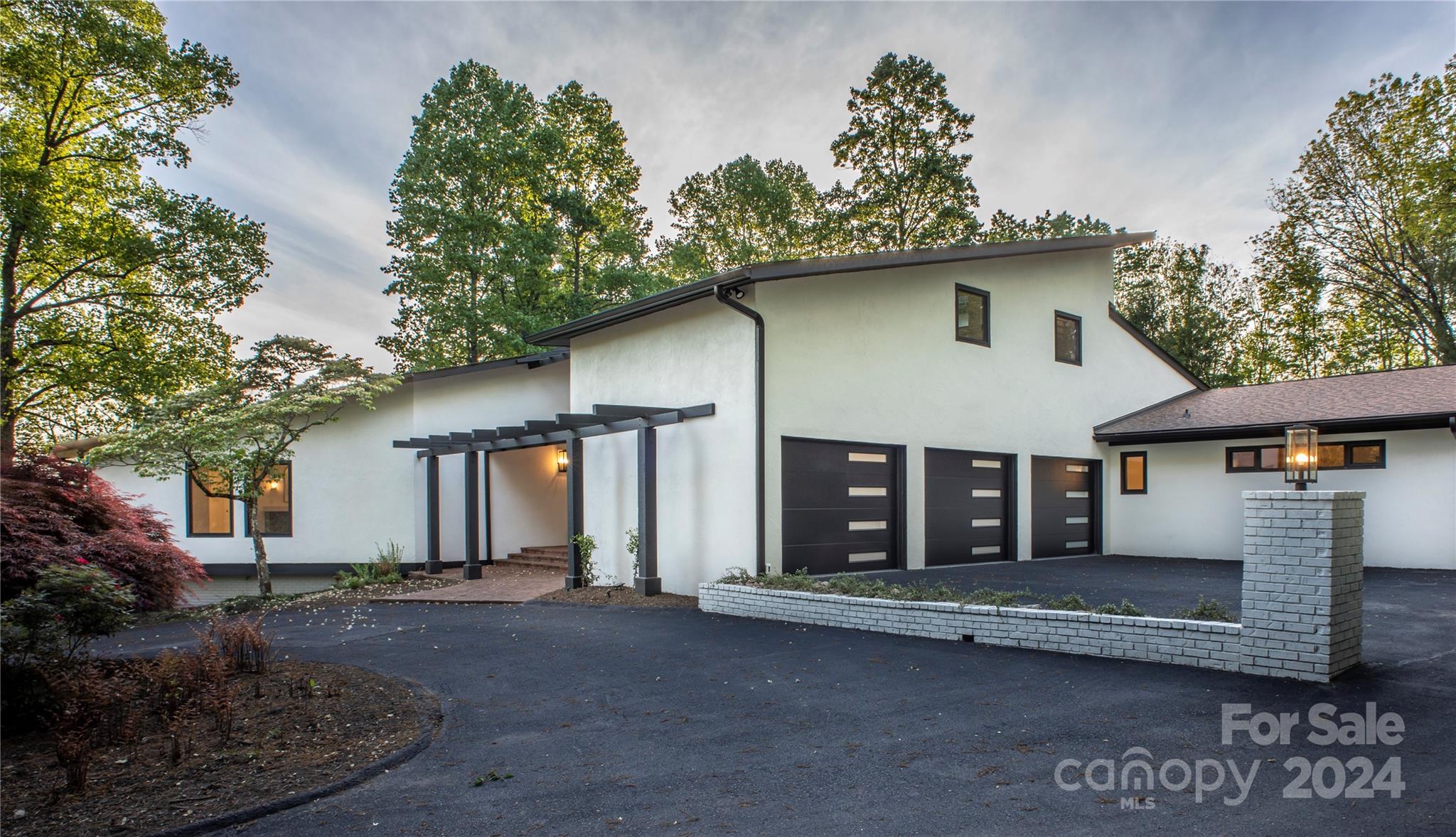 Town Mountain - Residential