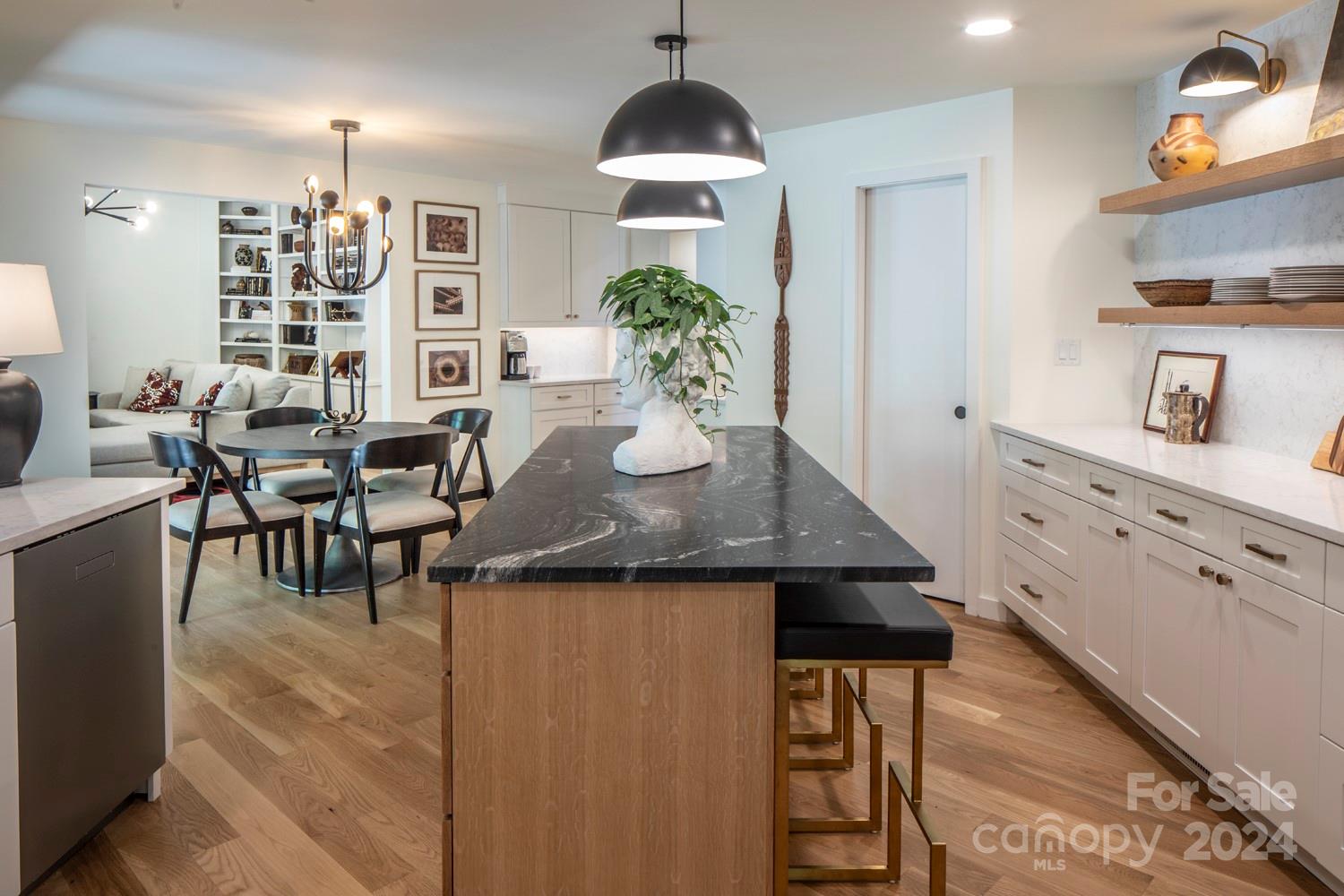 Town Mountain - Residential