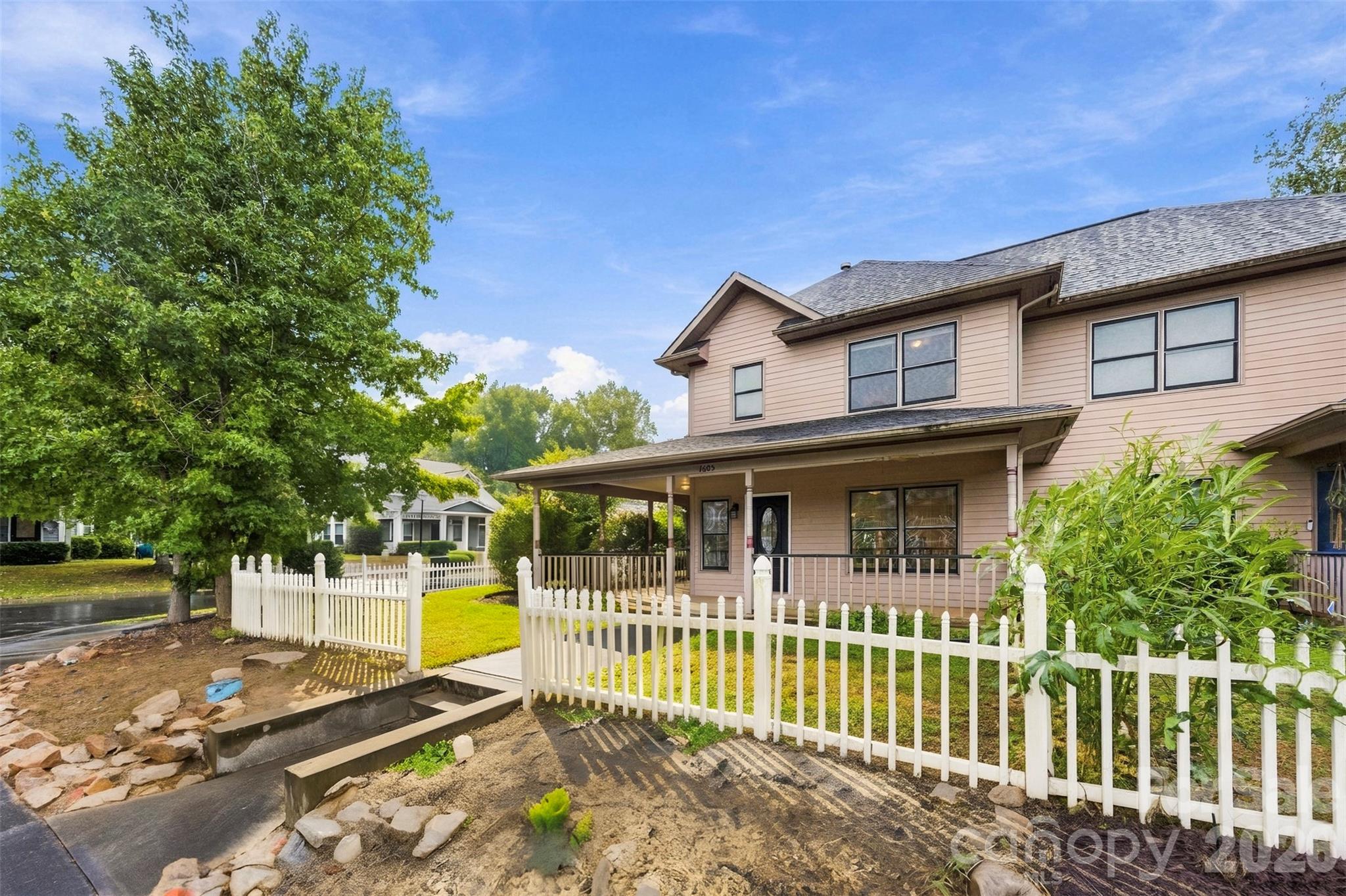 1605 Begonia Way