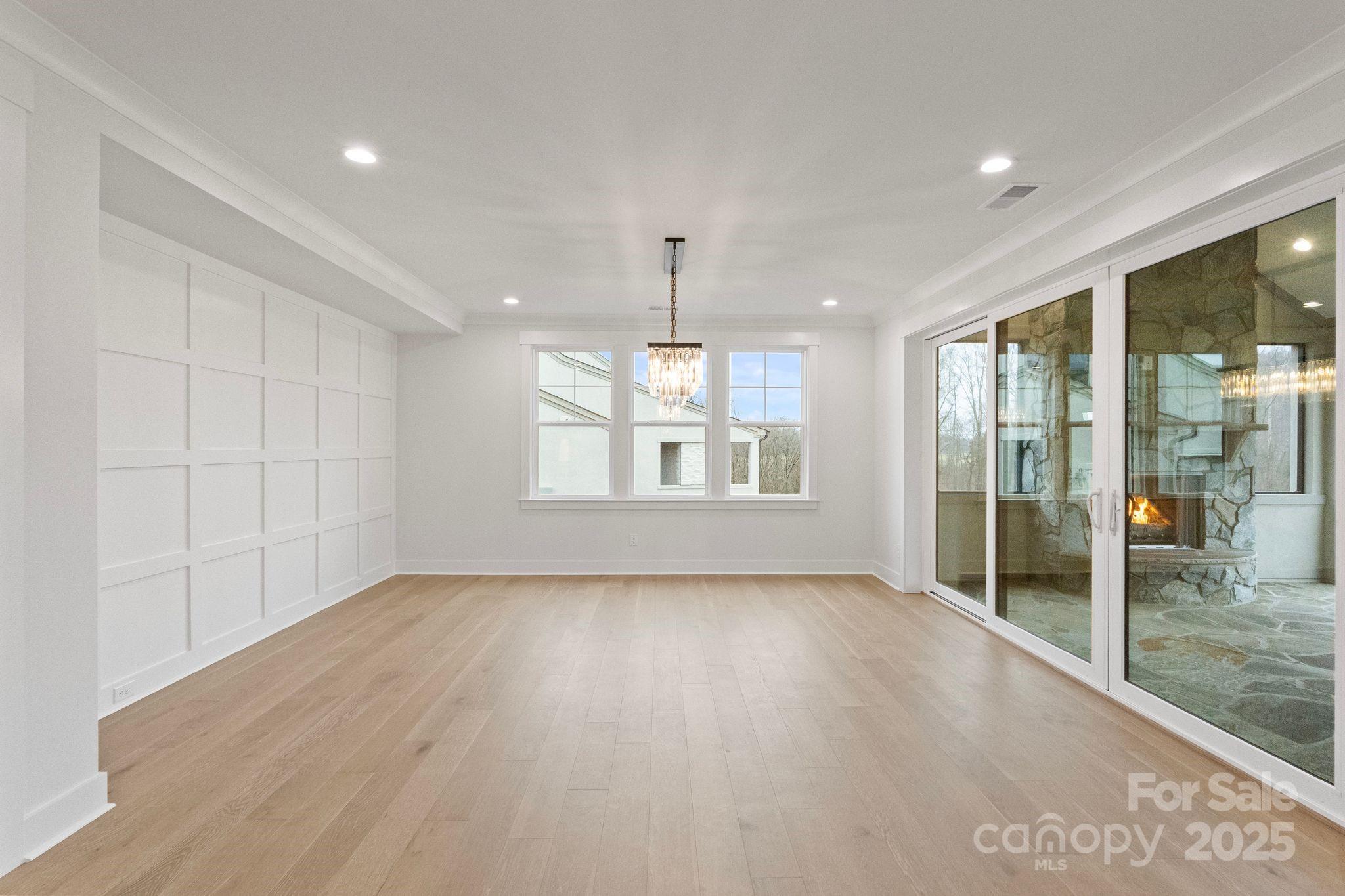 8212 Farm Crossing Lane