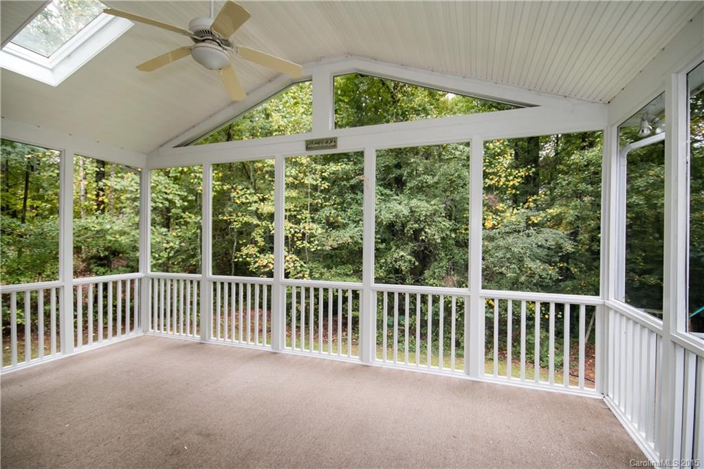 The Harbour at the Pointe - Residential