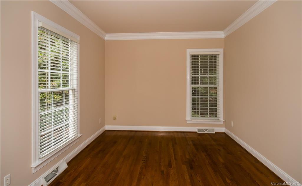 The Harbour at the Pointe - Residential