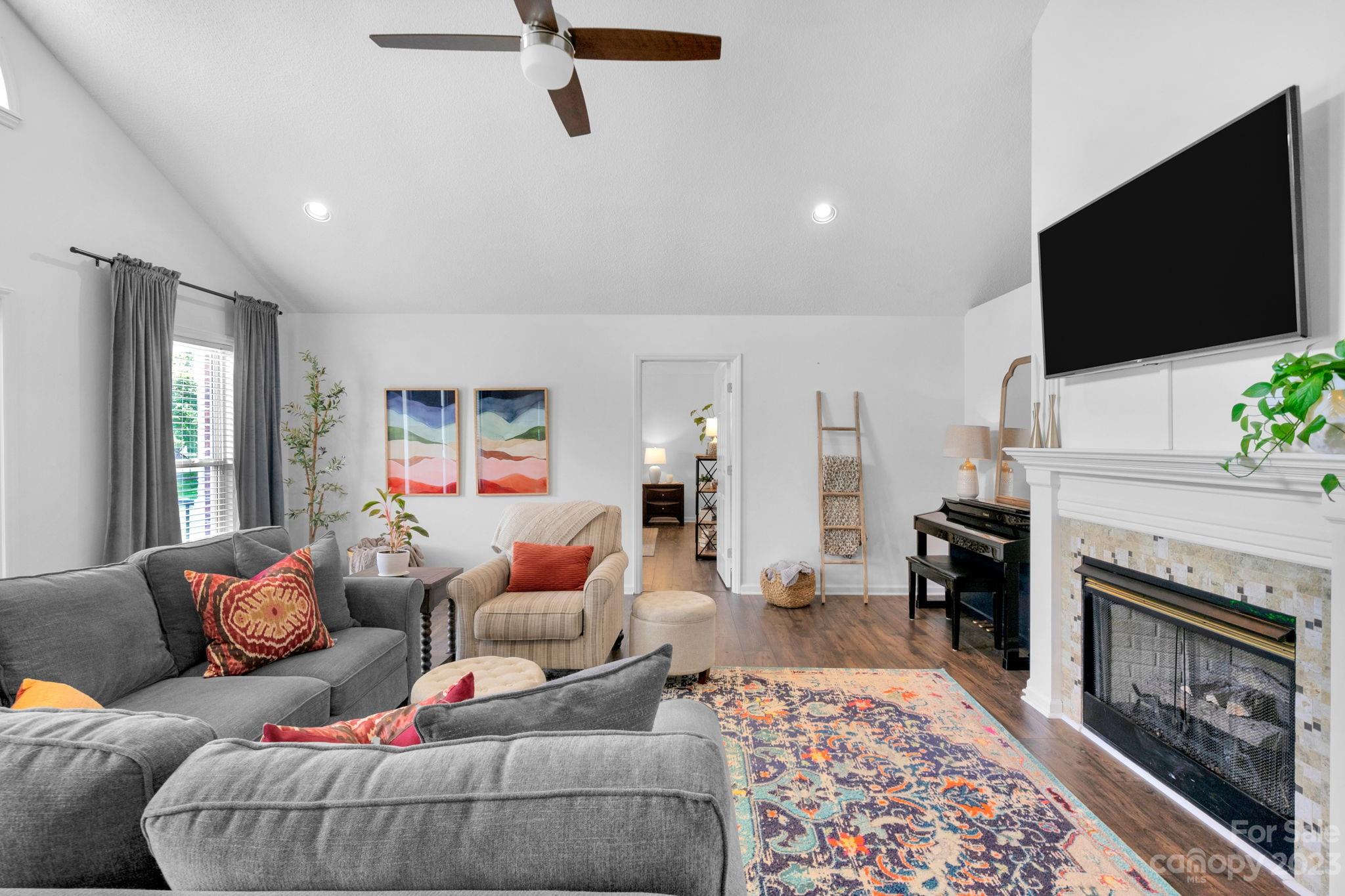 Hidden Lakes - Residential