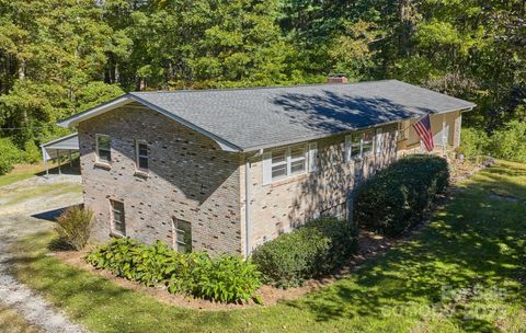 3214 Debbie Drive Hendersonville NC 28791