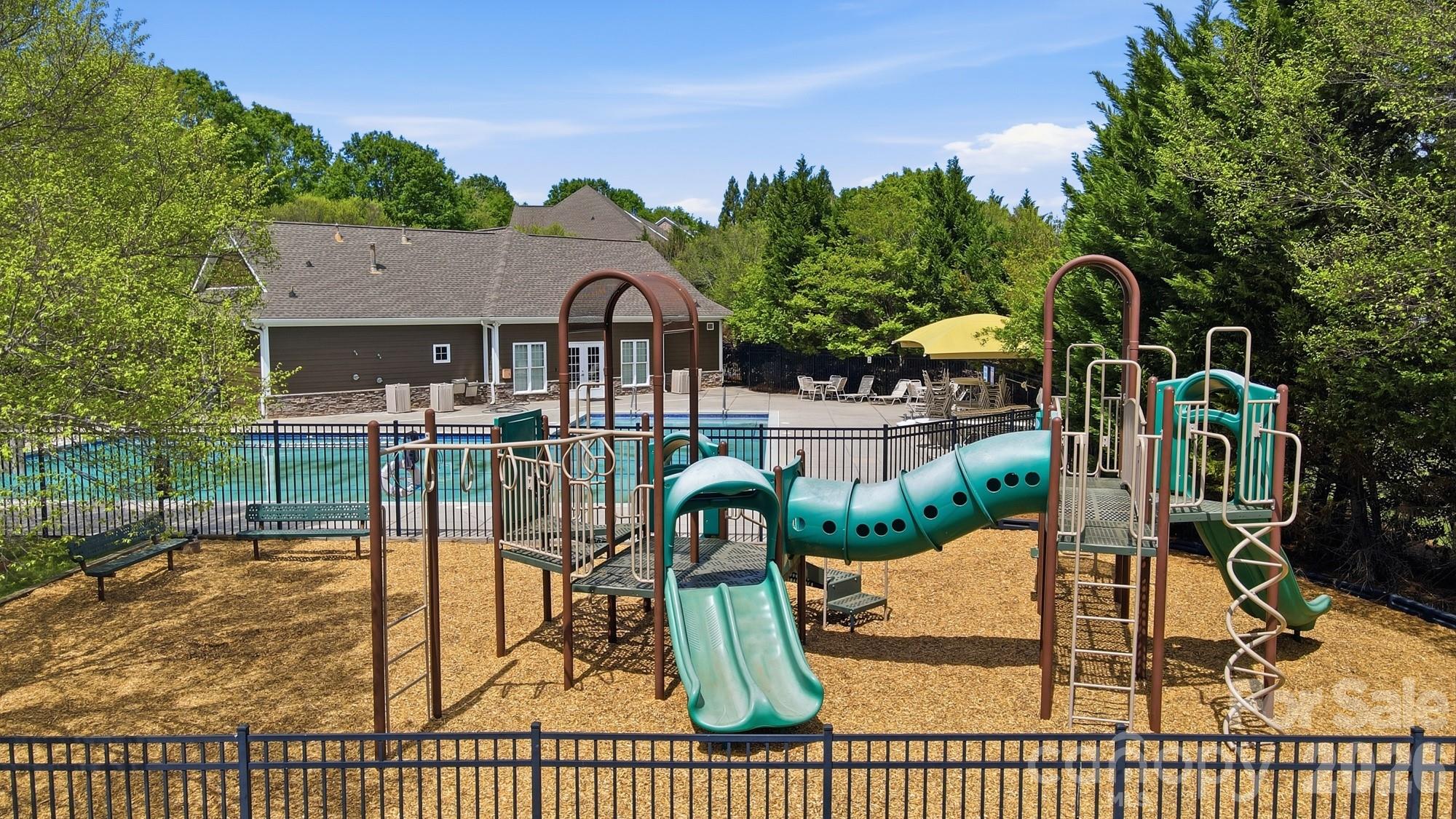 ARDREY CHASE - Residential