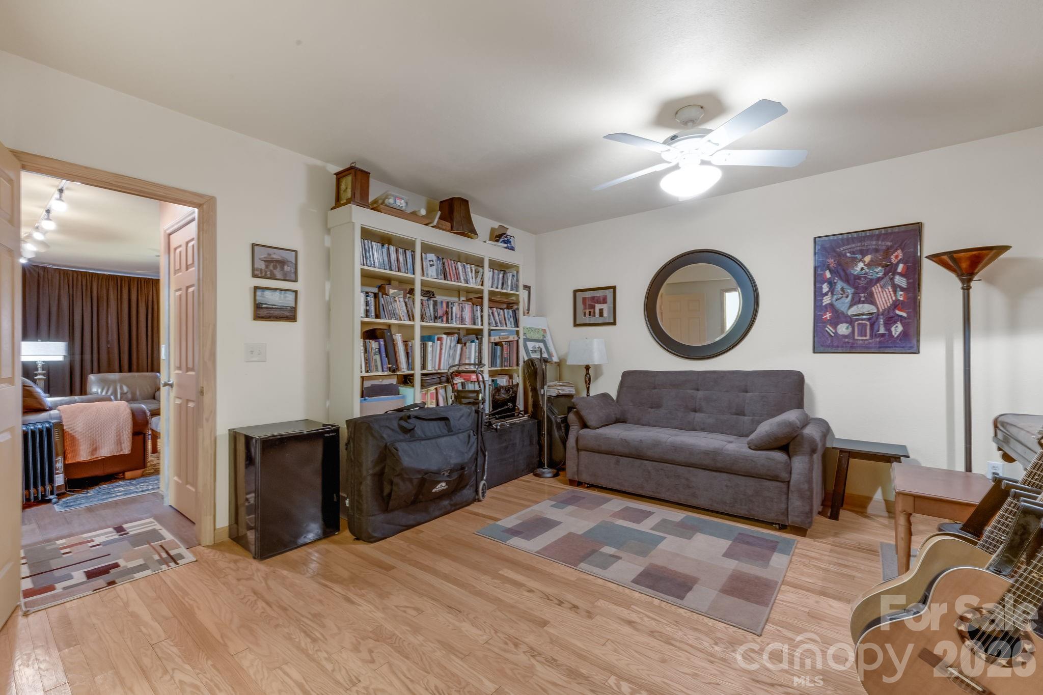 Wonderwood Mountain - Residential