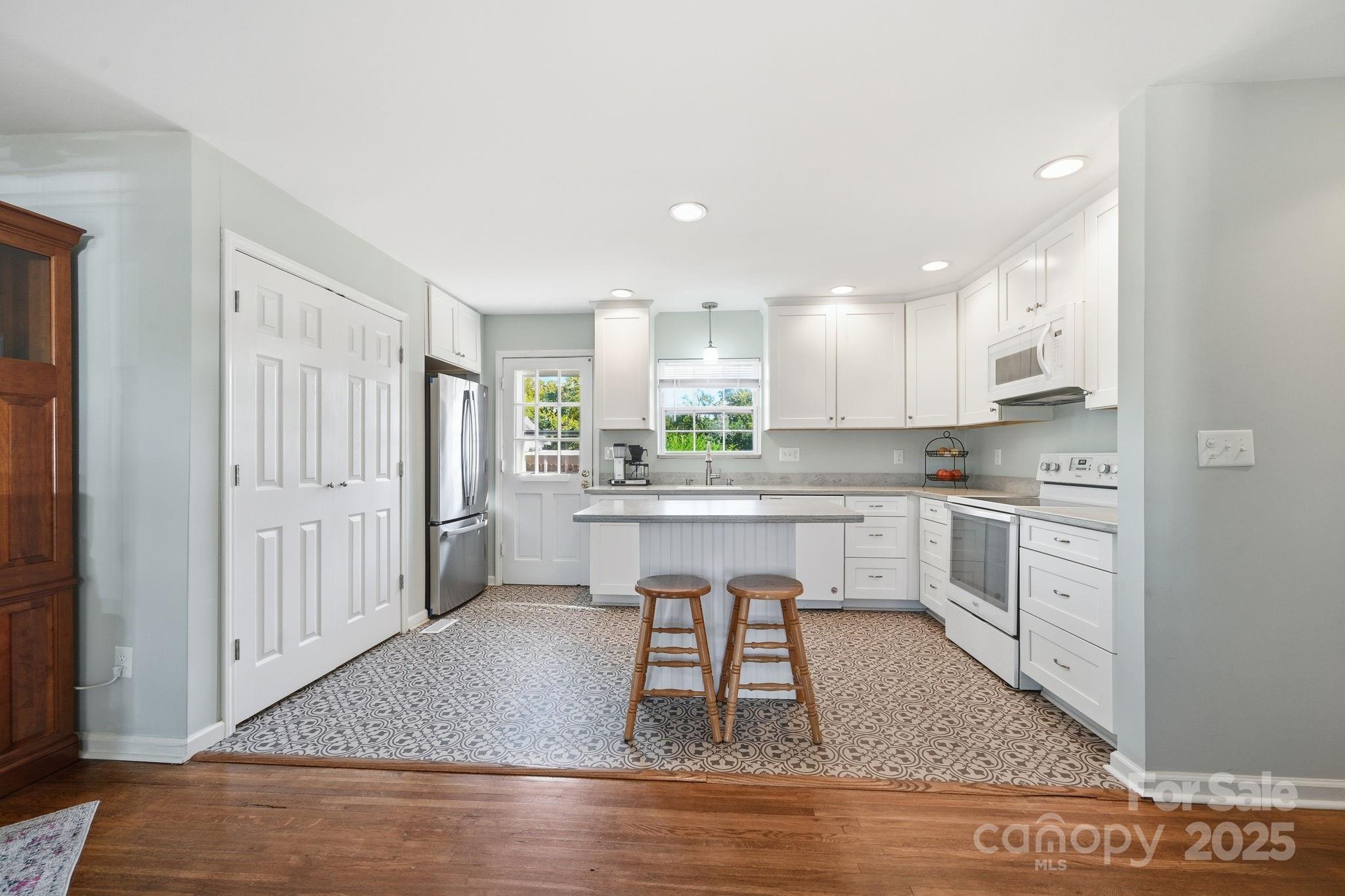 Meridian - Residential