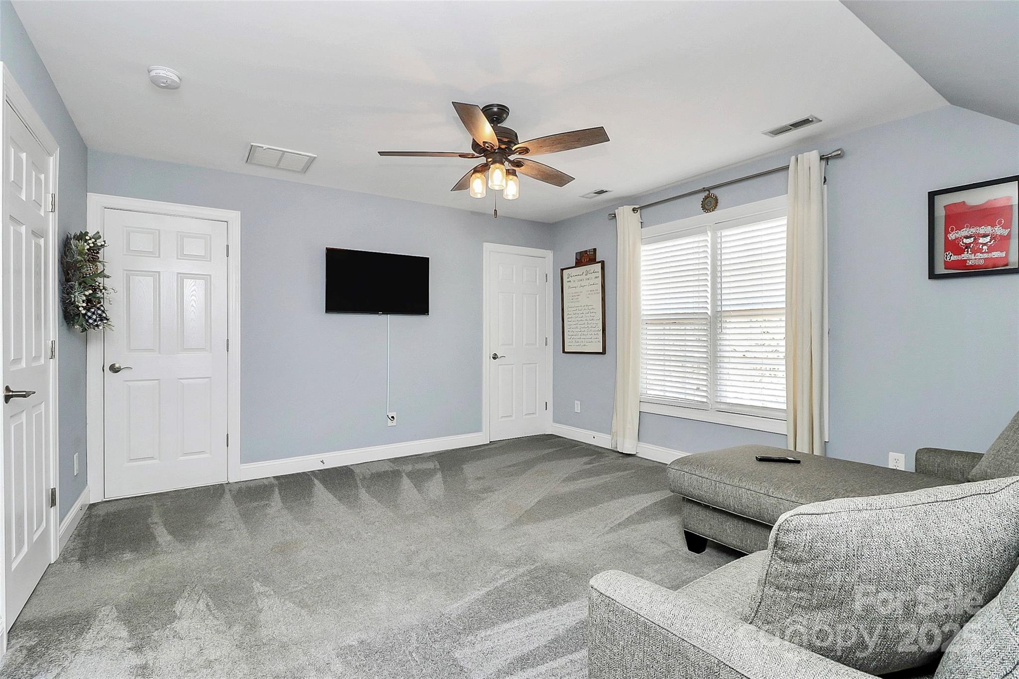 Wedgewood Commons - Residential