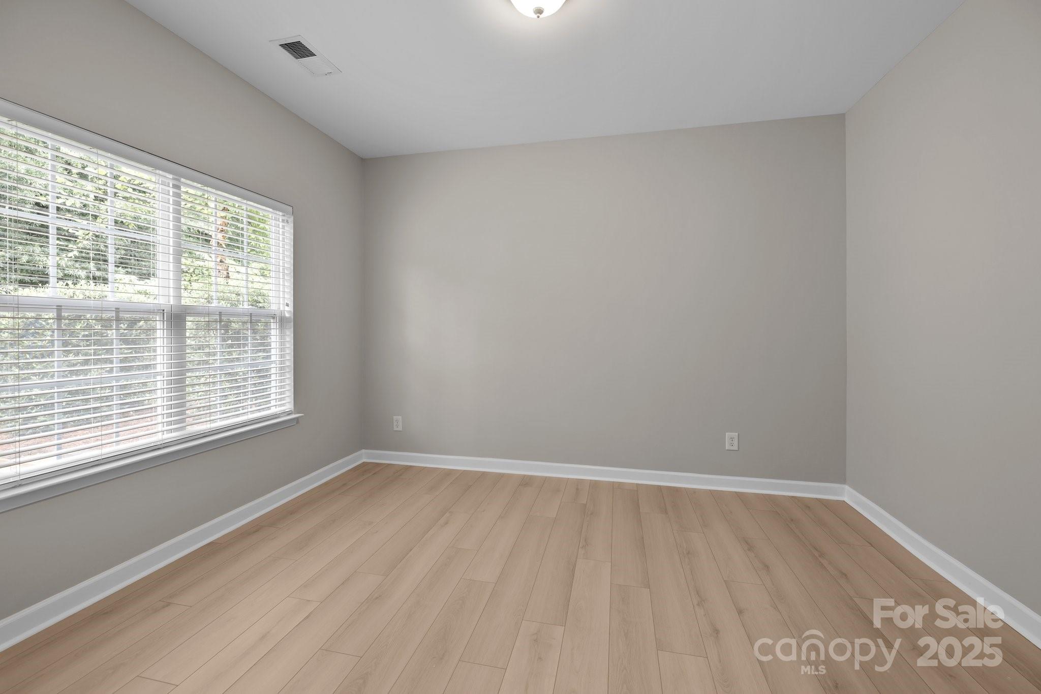 Demere - Residential