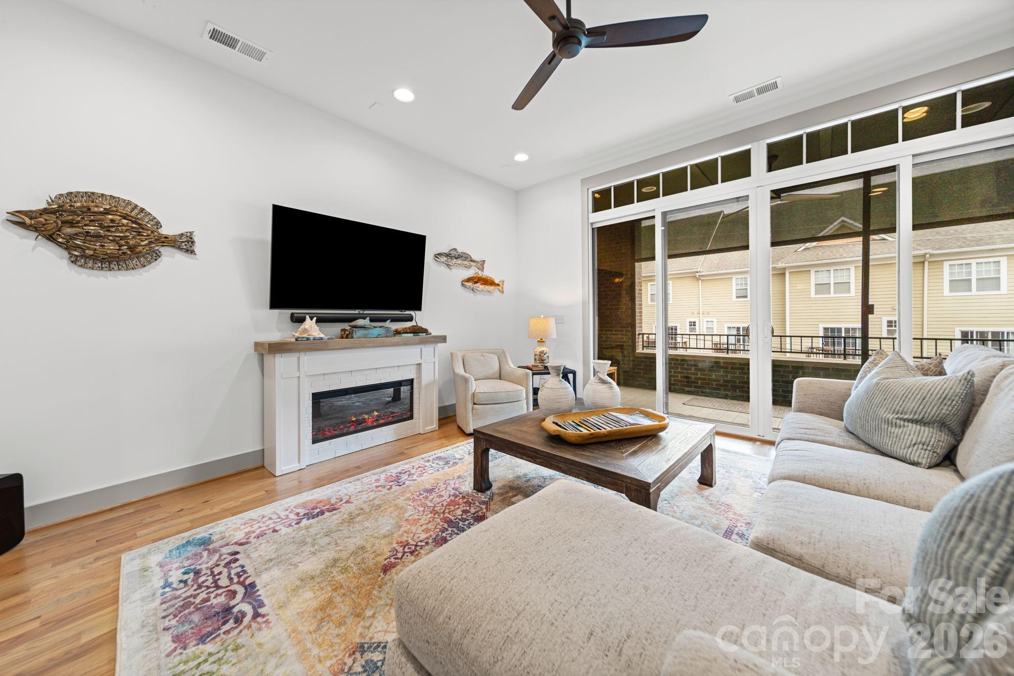 7th Street Towns - Residential