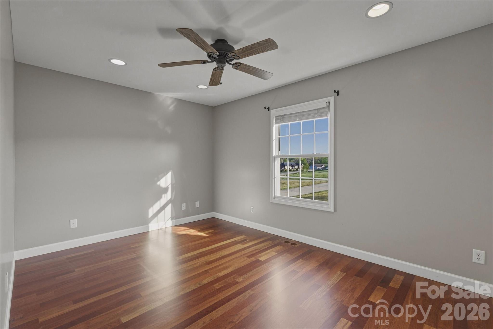 Twin Oaks - Residential