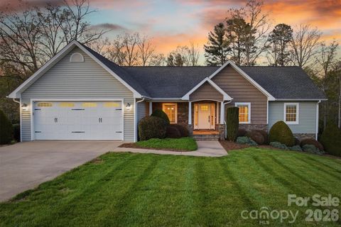 Photo of 5205 South Oak Circle, Granite Falls, NC 28630 (MLS # 4367117)