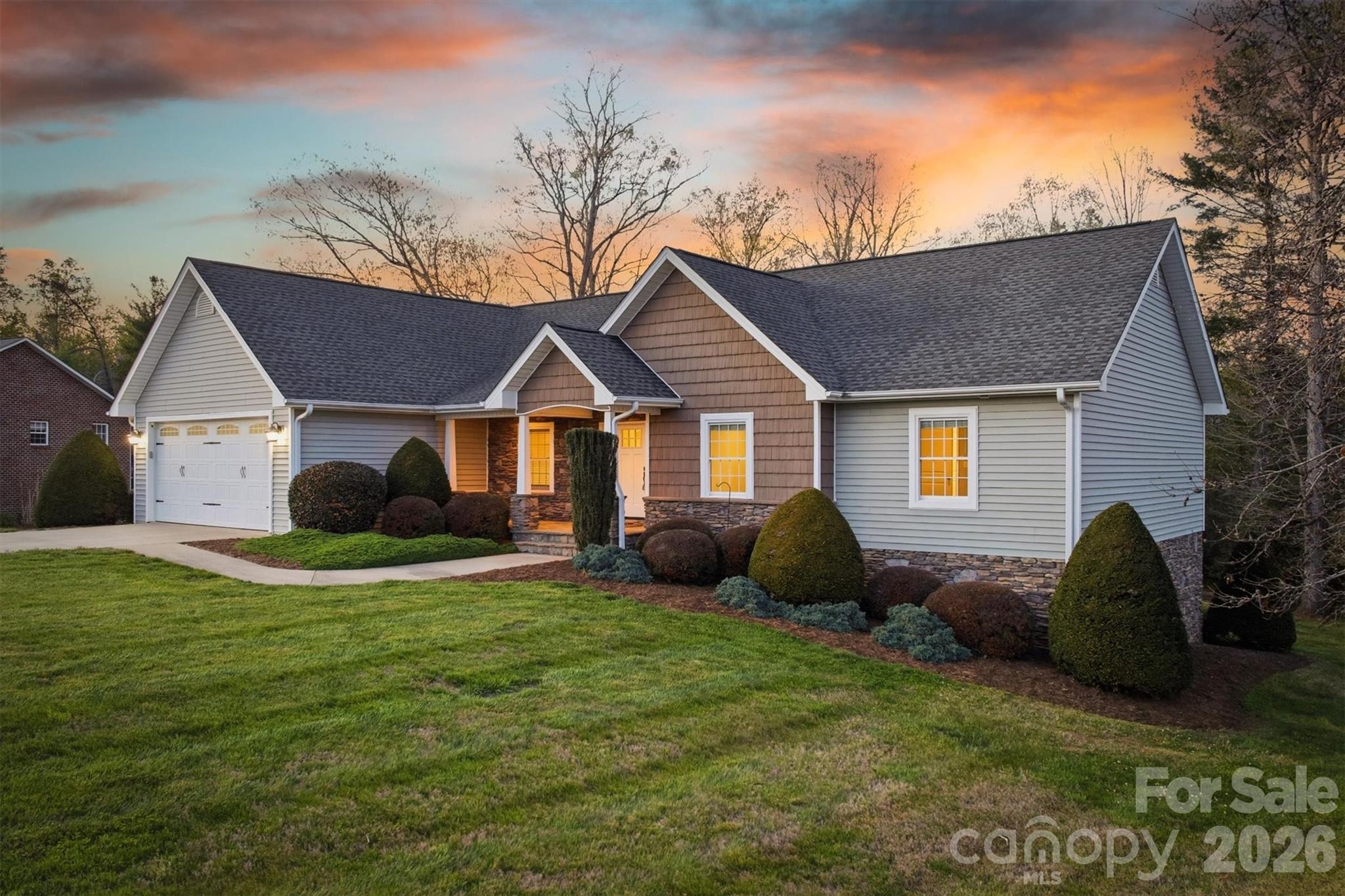 Twin Oaks - Residential