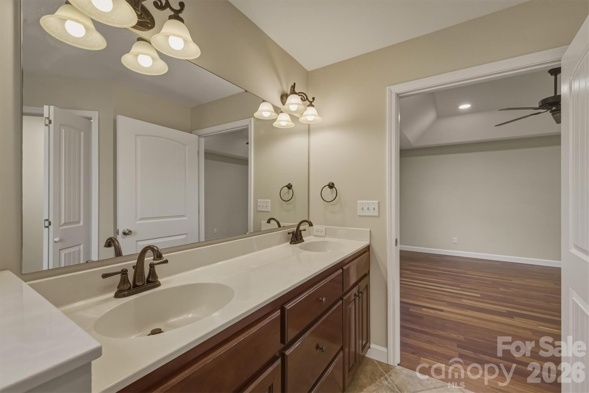 Twin Oaks - Residential