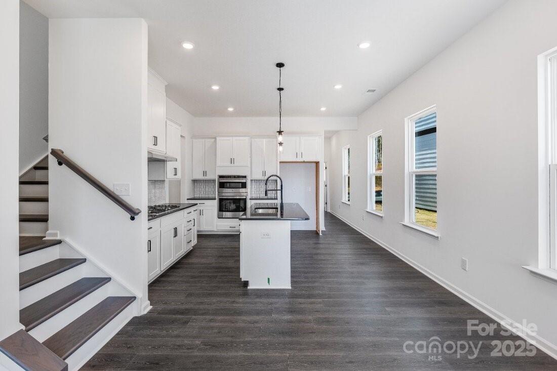 The Ridge at Sugar Creek - Residential