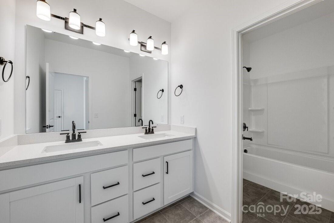 The Ridge at Sugar Creek - Residential